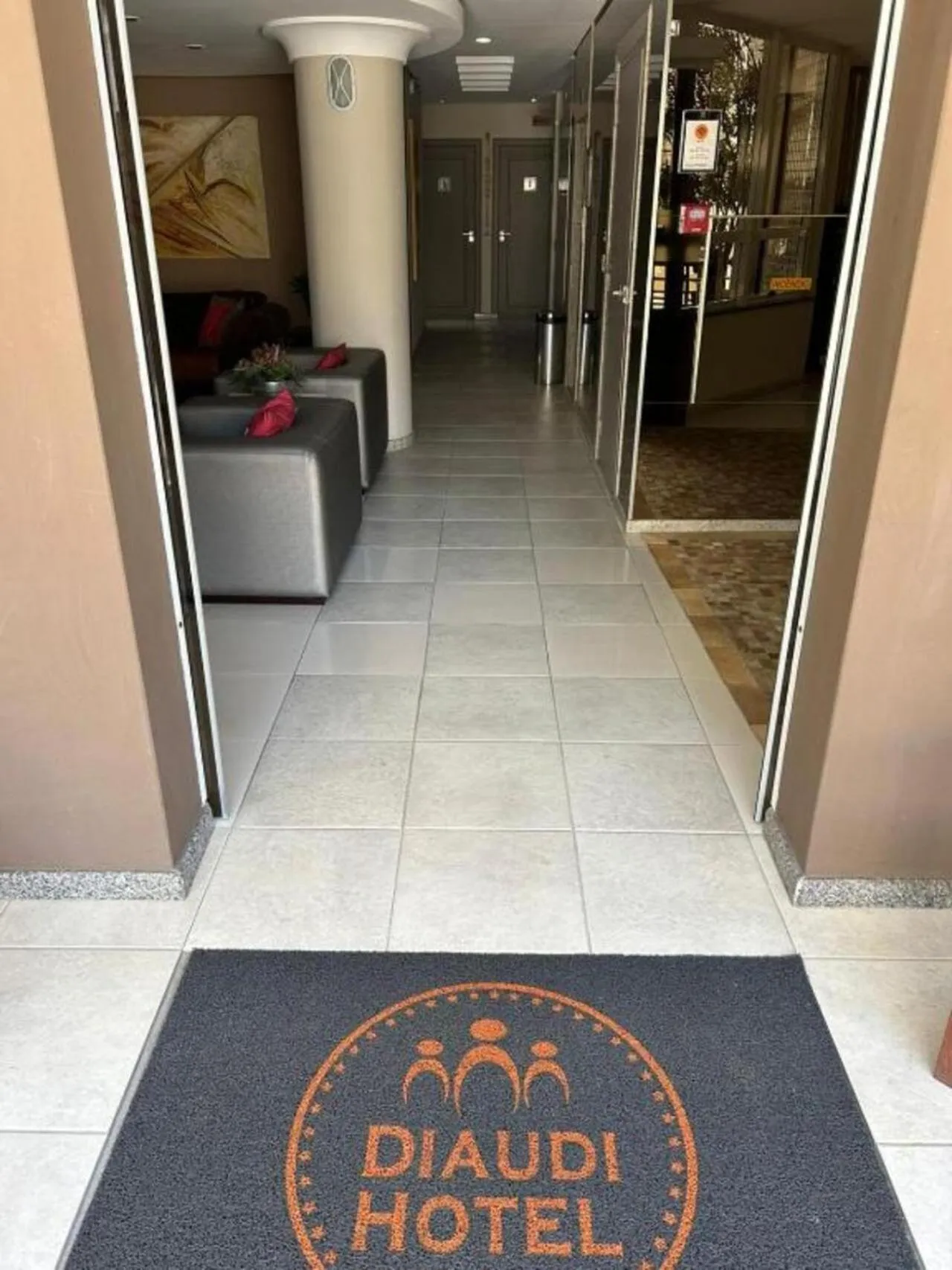 Facade/entrance in Diaudi Hotel