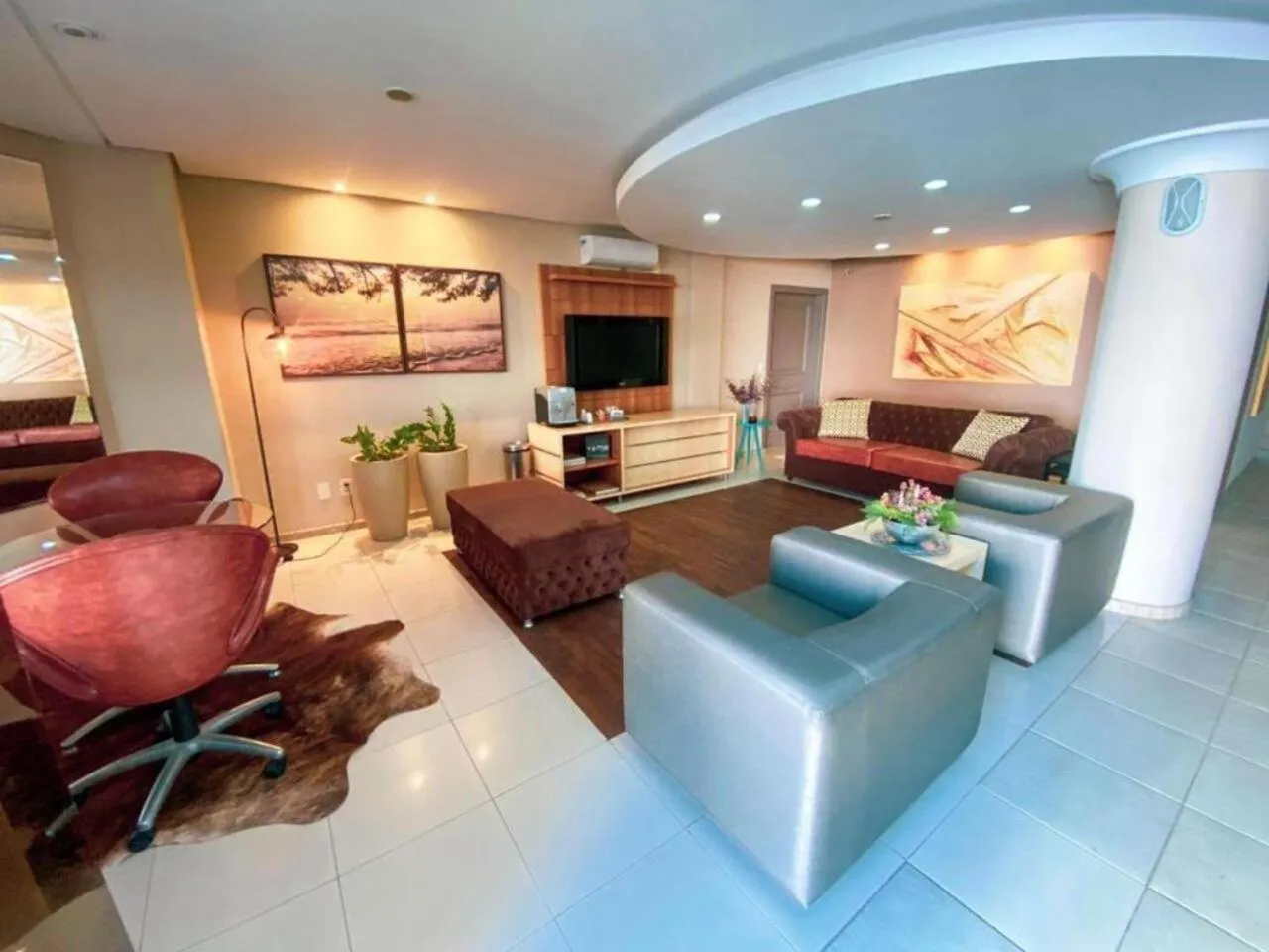 Lobby or reception in Diaudi Hotel