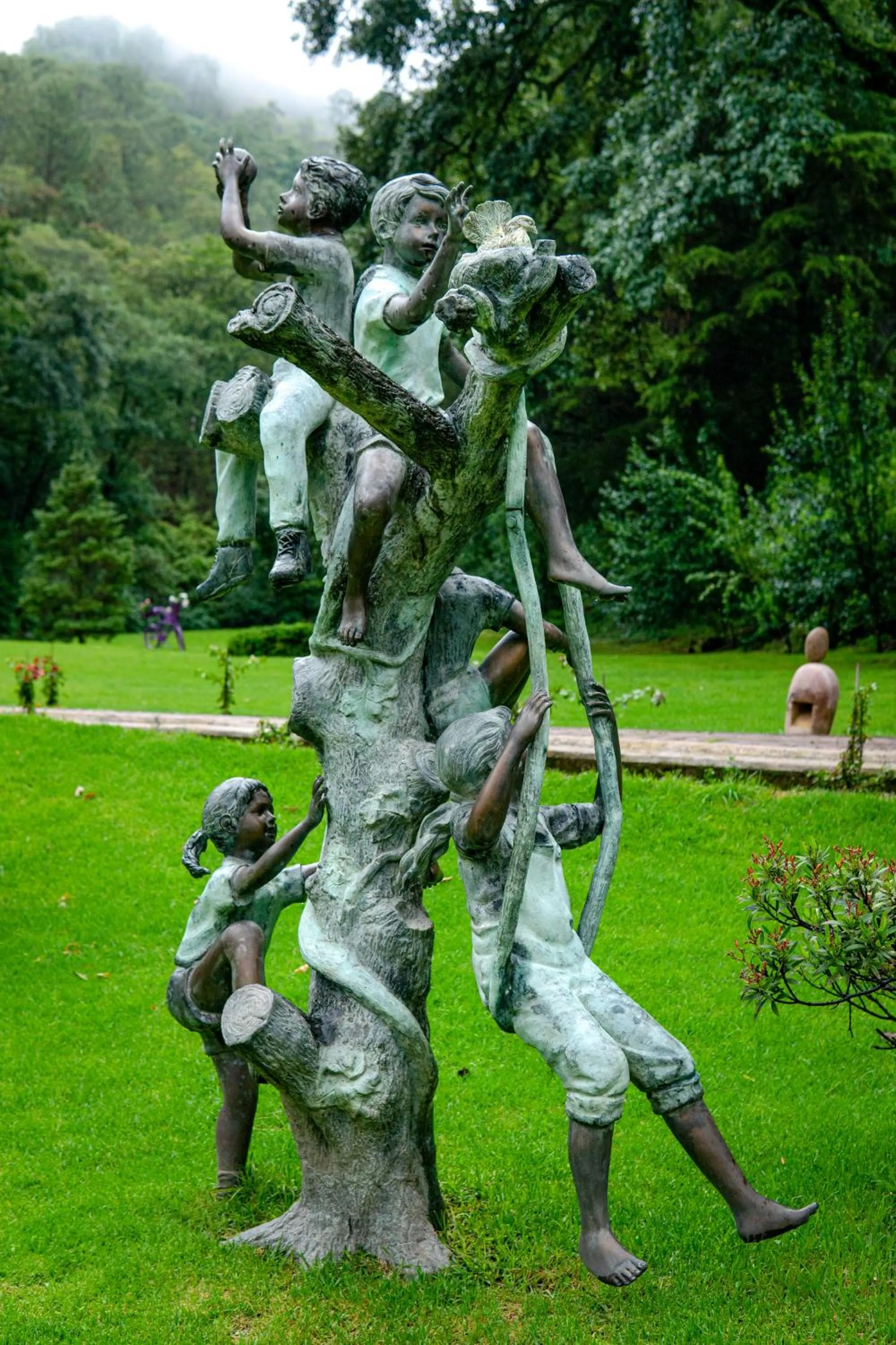 Decorative detail in Sierra Lago