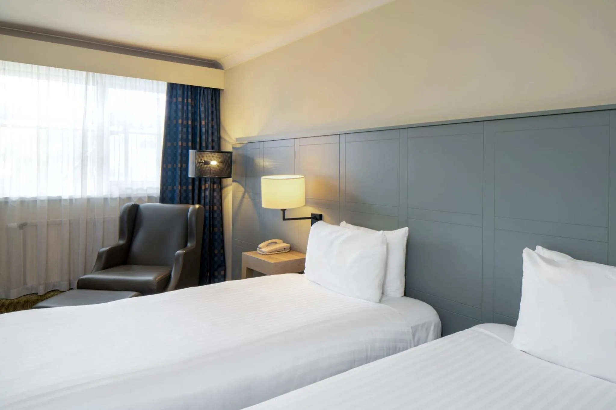 Photo of the whole room, Bed in Holiday Inn Cambridge by IHG