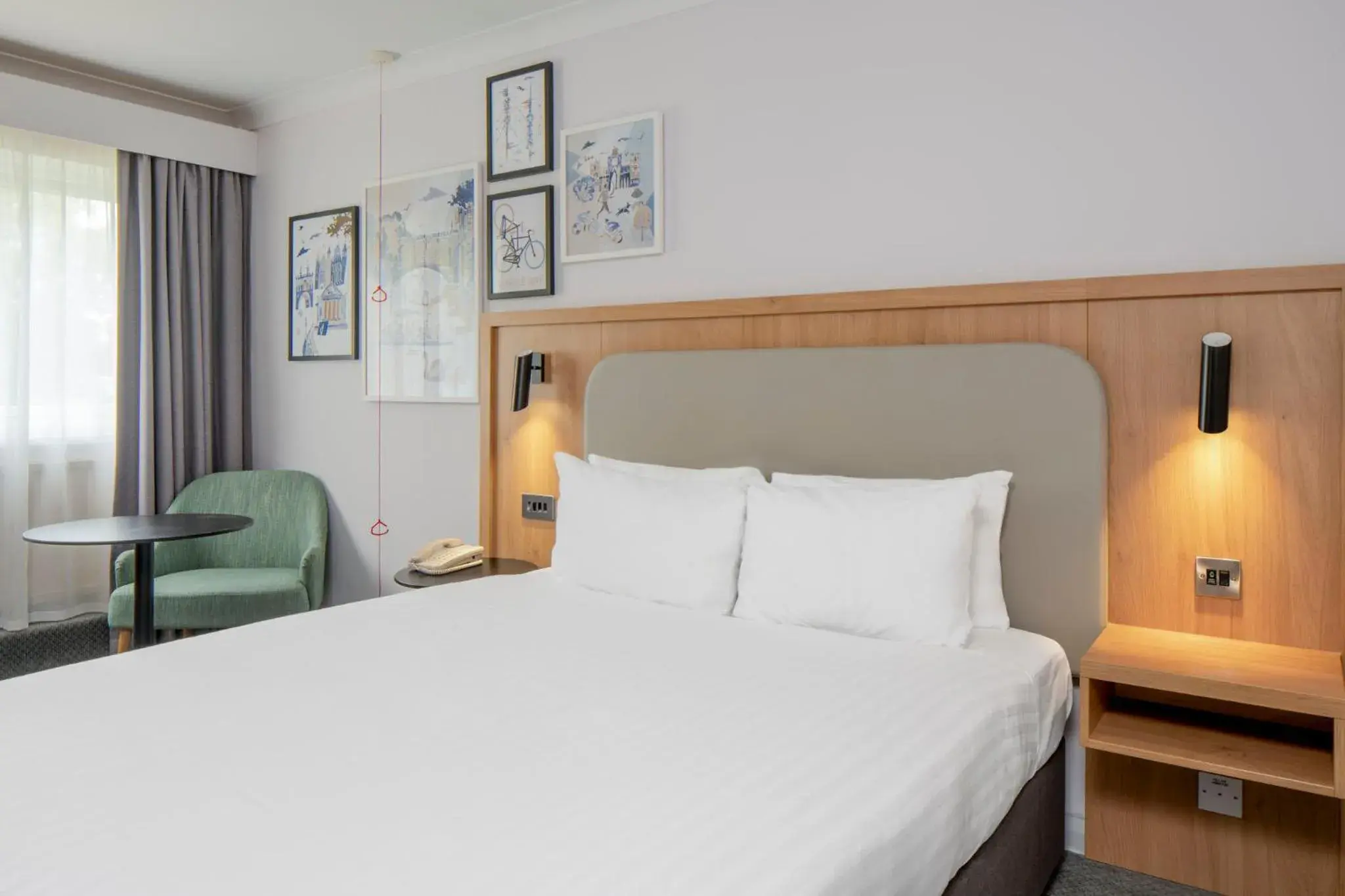 Double Room - Accessible in Holiday Inn Cambridge by IHG Double Room - Accessible in Holiday Inn Cambridge by IHG
