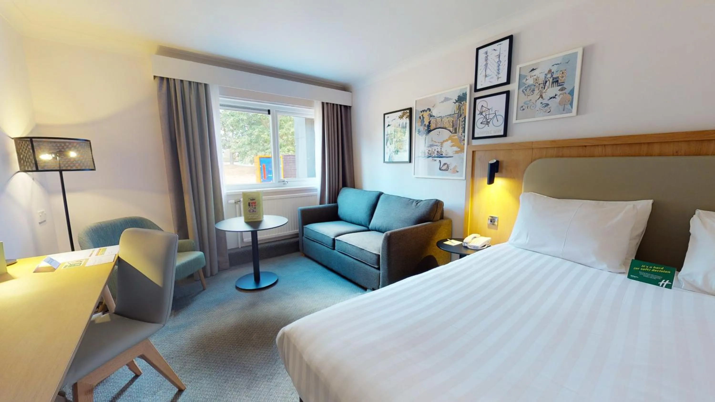 Photo of the whole room, Bed in Holiday Inn Cambridge by IHG