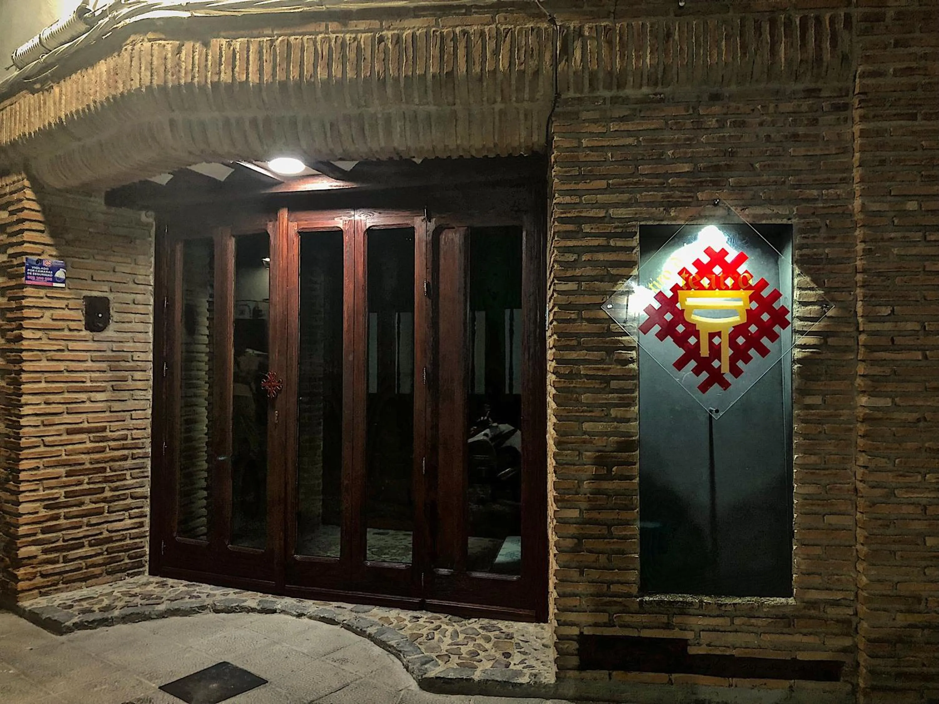 Facade/entrance in Retiro del Teatro Almagro