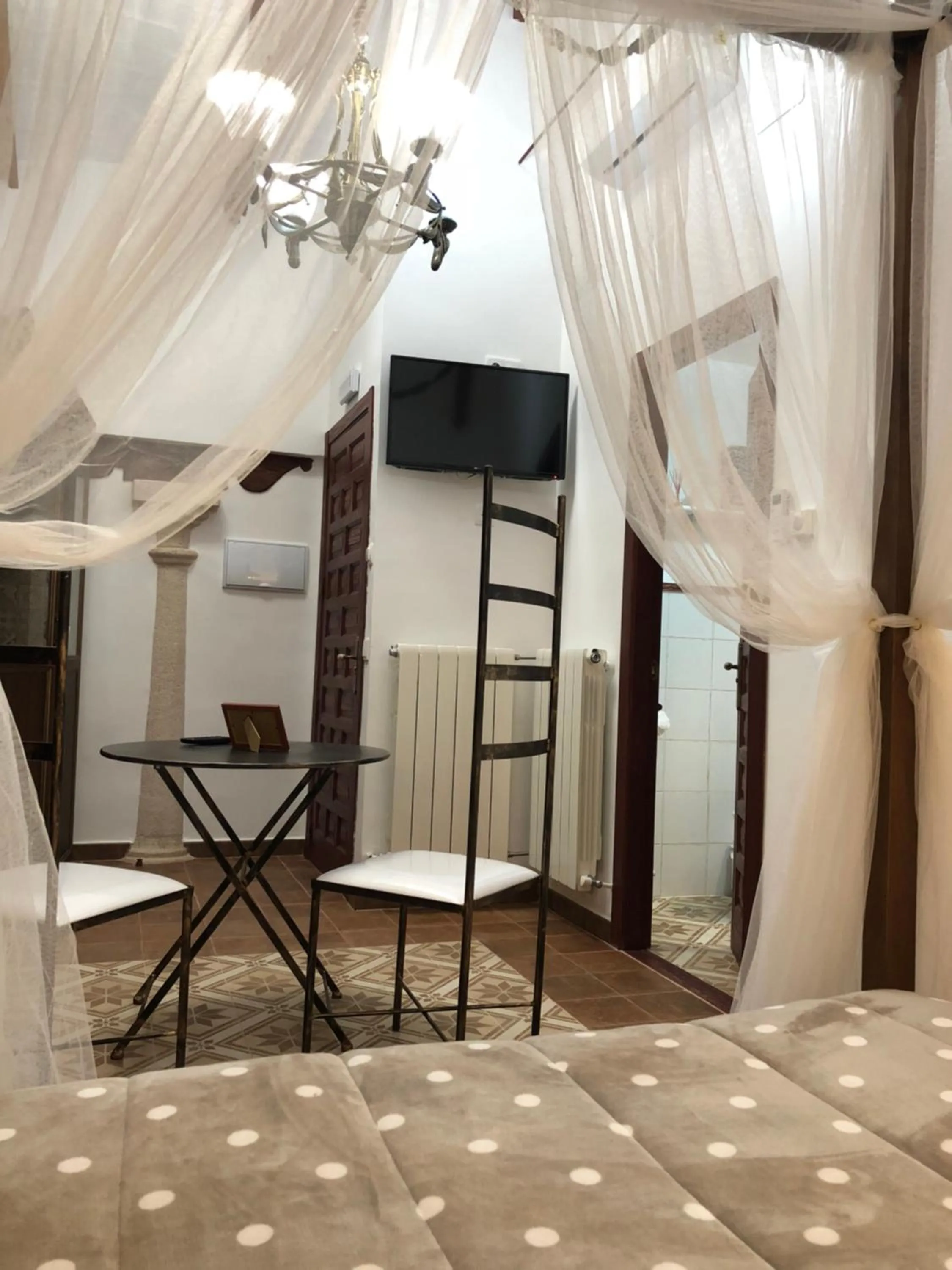 Photo of the whole room in Retiro del Teatro Almagro