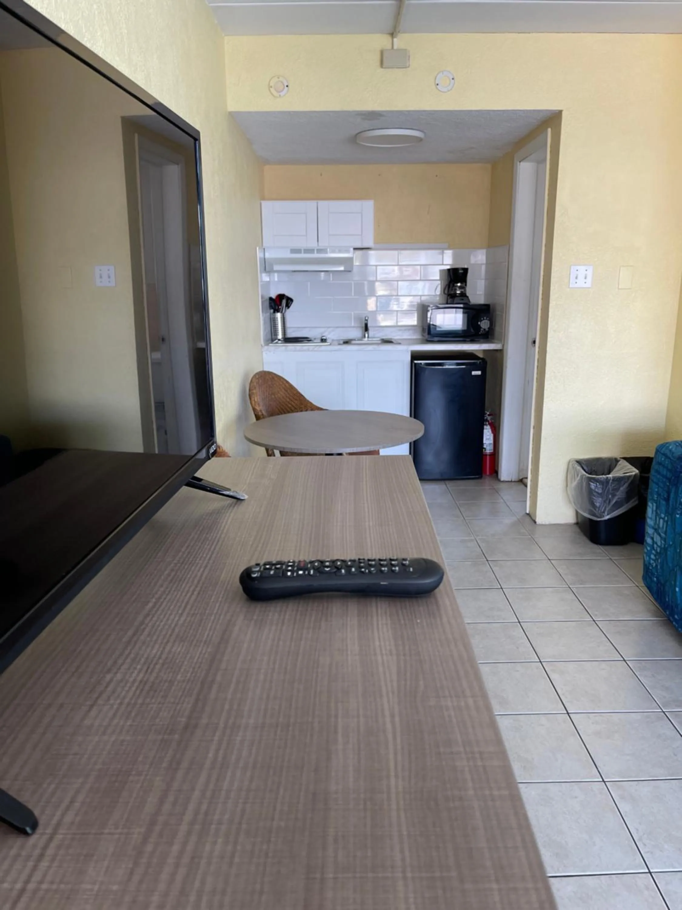 Bird of Paradise Motel