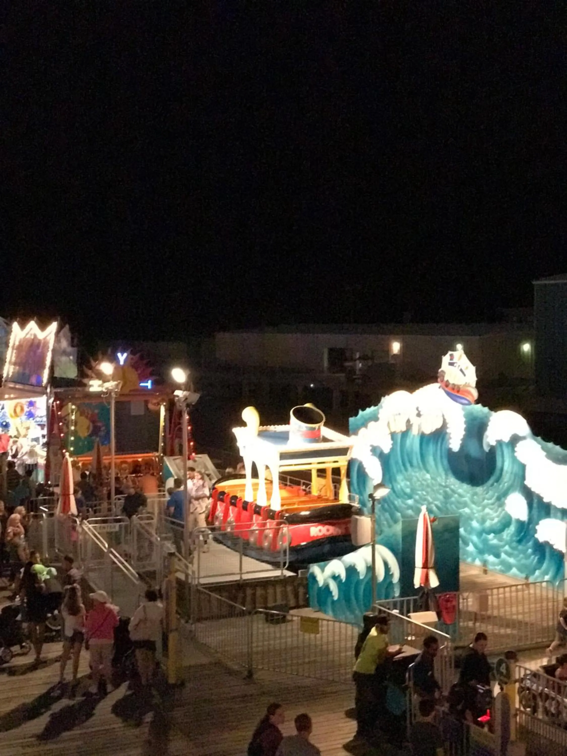 Restaurant/places to eat in Bird of Paradise Motel