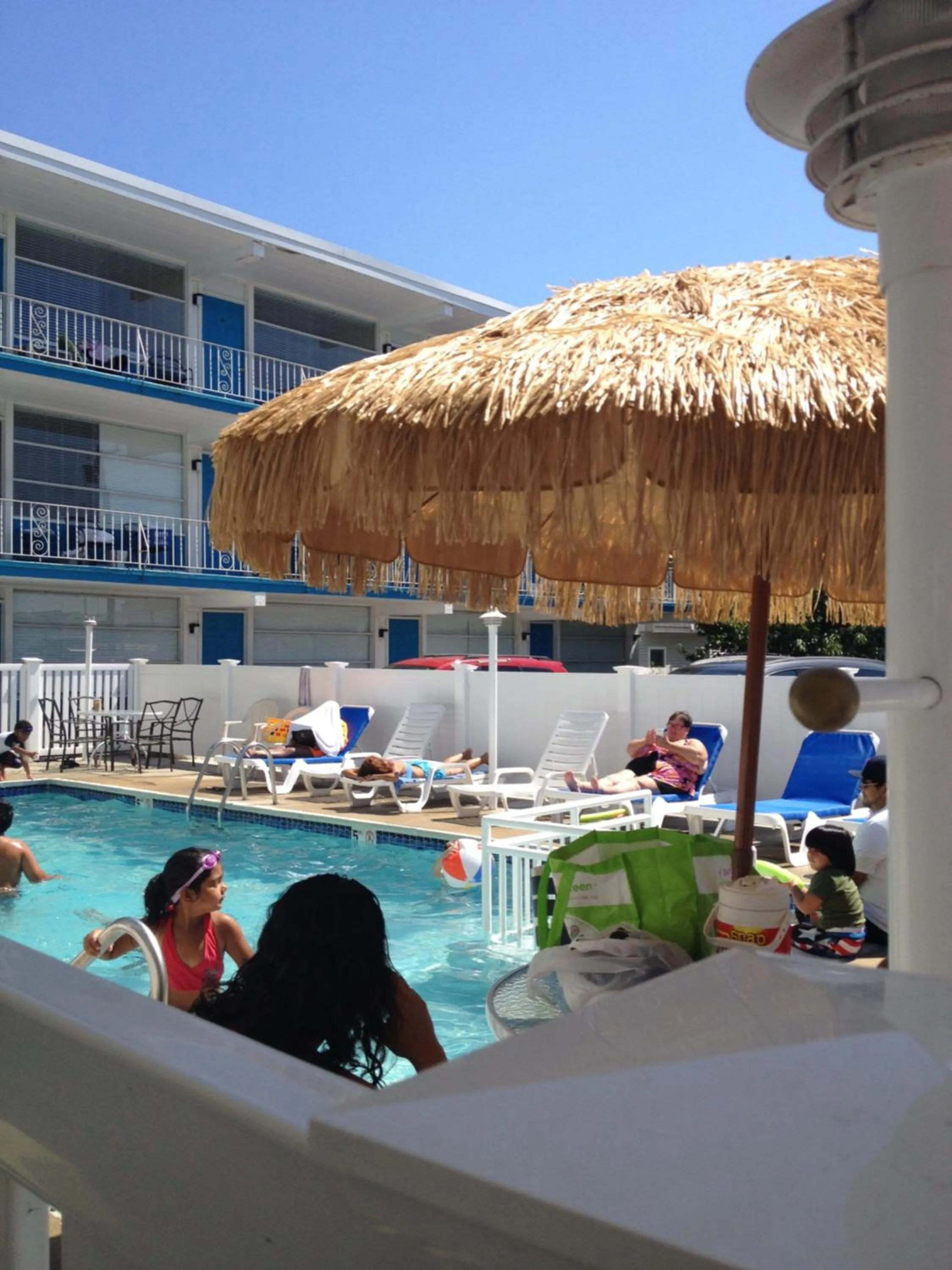 People in Bird of Paradise Motel