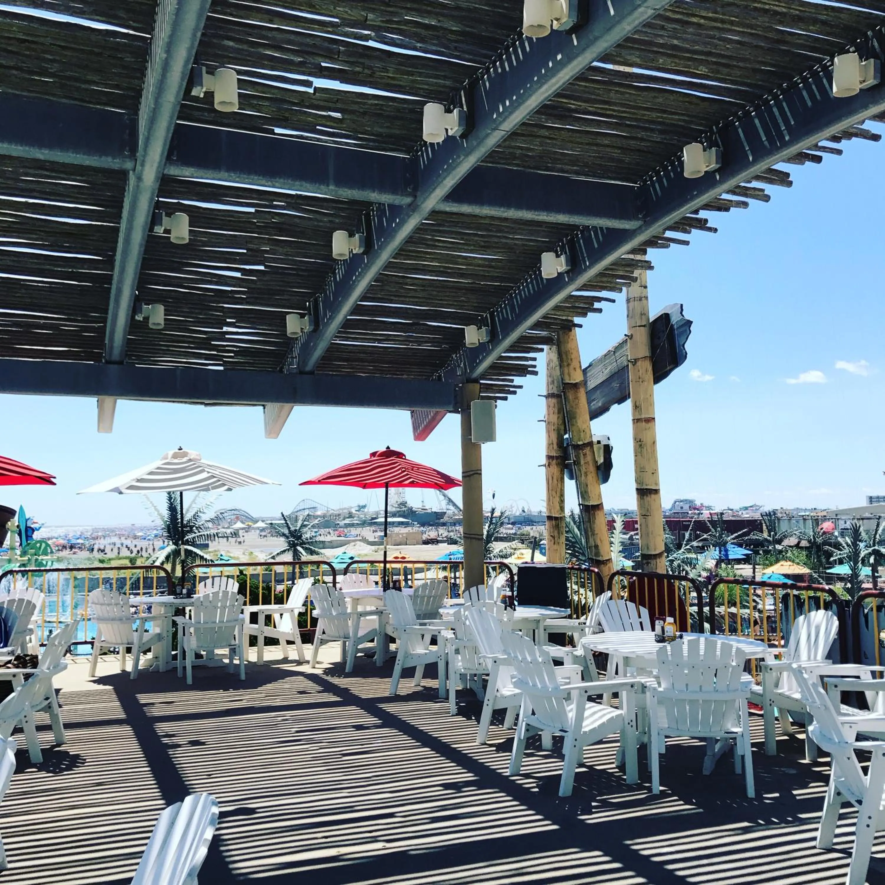 Restaurant/places to eat in Bird of Paradise Motel