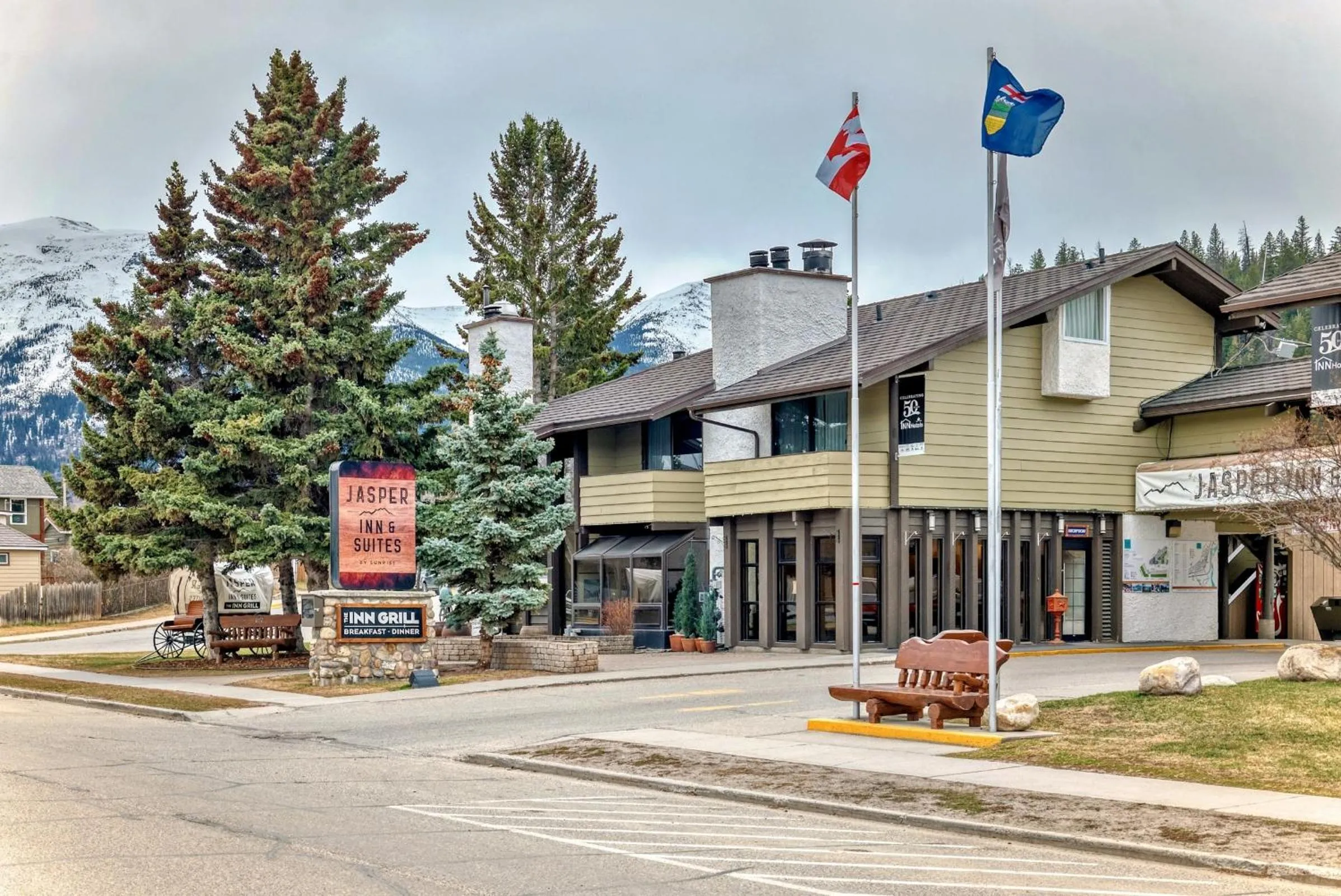 Property building in Jasper Inn & Suites by INNhotels