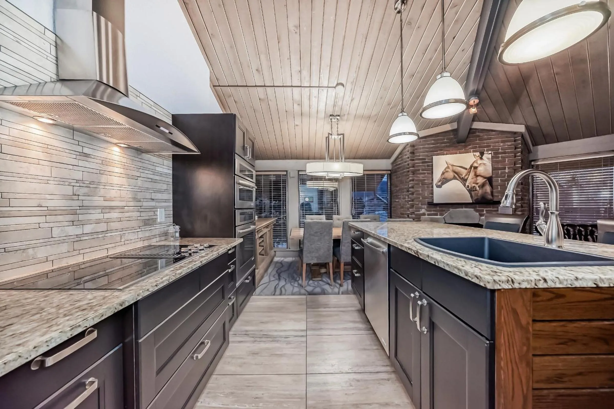 dishwasher in Jasper Inn & Suites by INNhotels