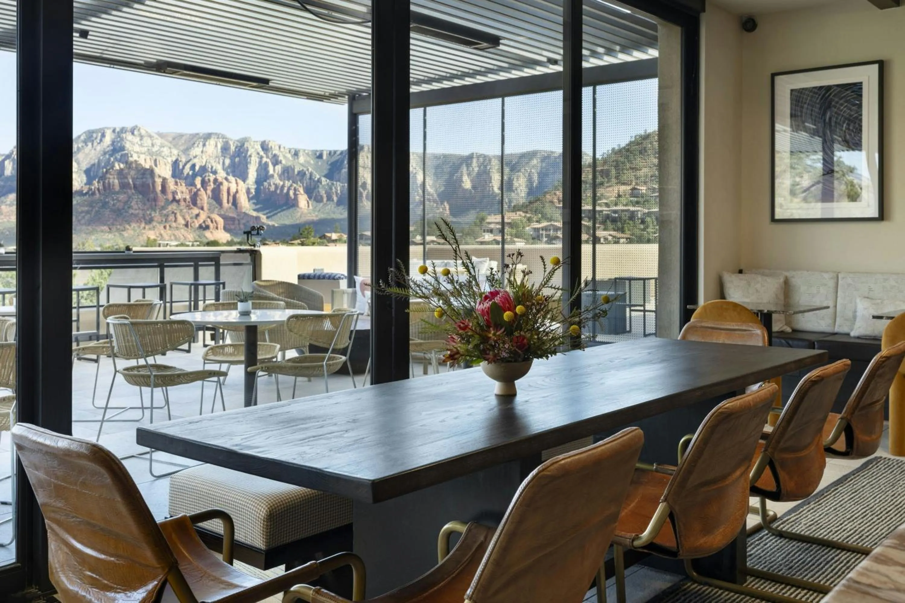 Lounge or bar in Sky Rock Sedona, a Tribute Portfolio Hotel