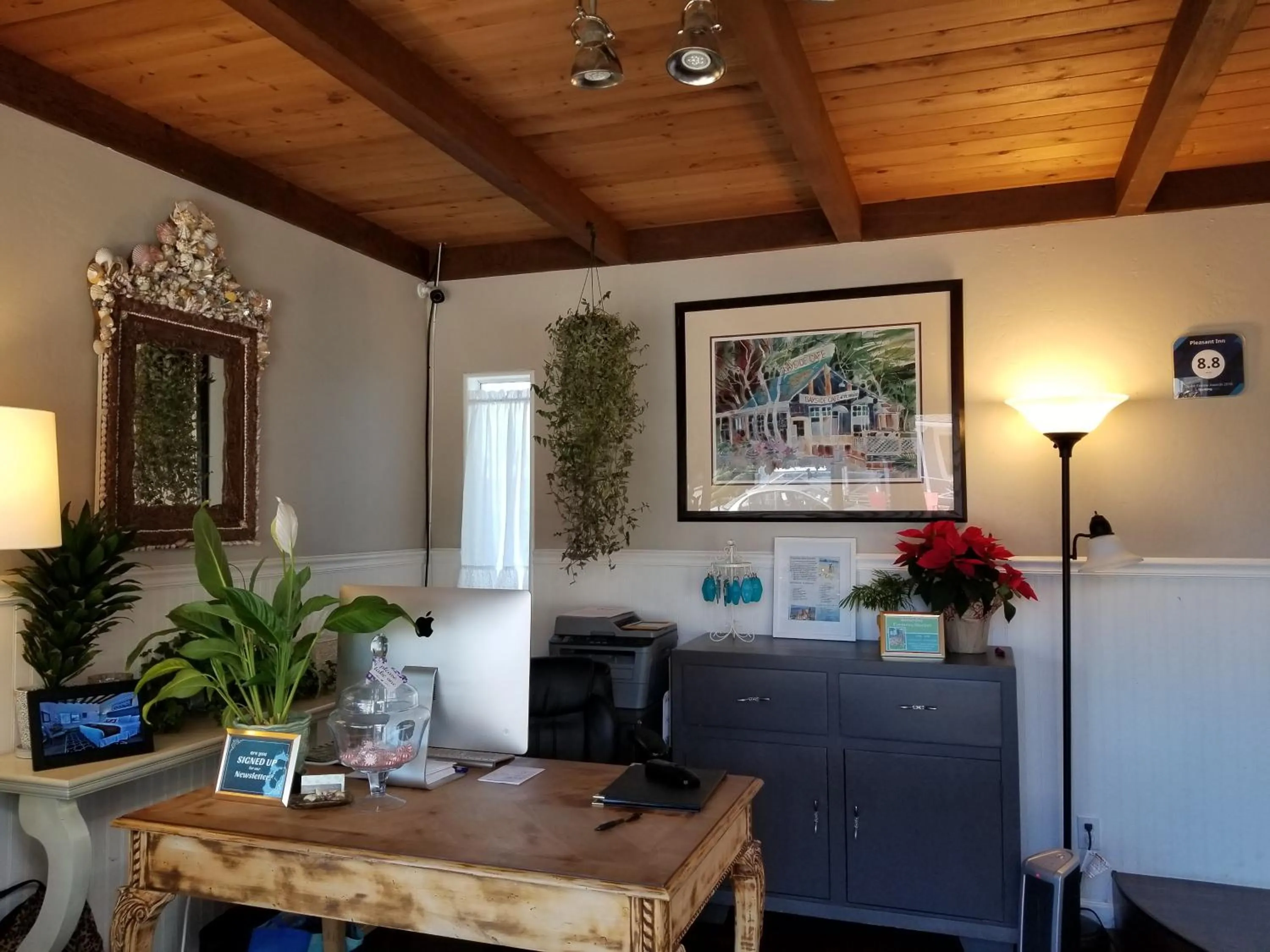 Lobby or reception in Pleasant Inn