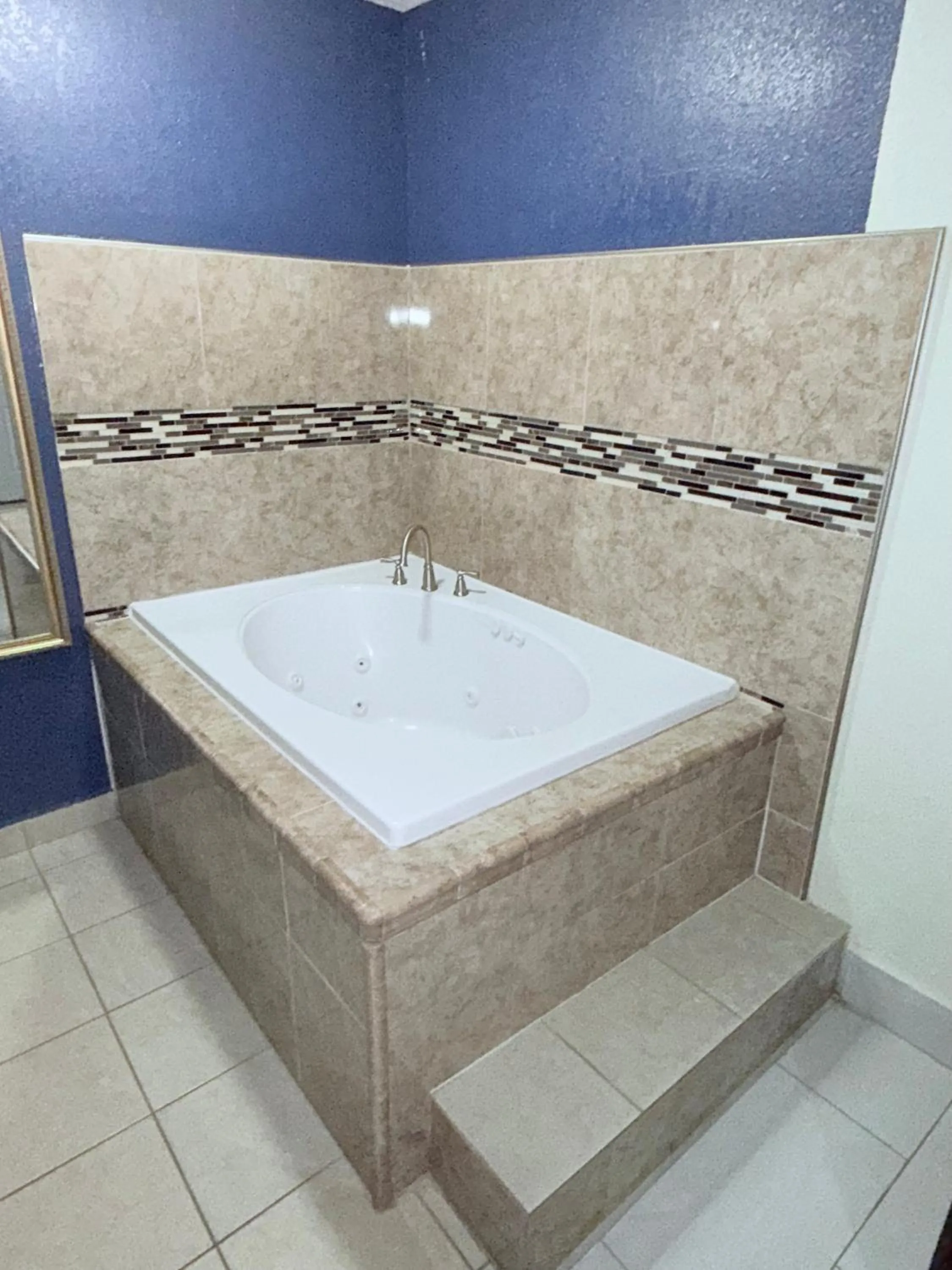 Travelodge by Wyndham Jackson I-40 Exit 82