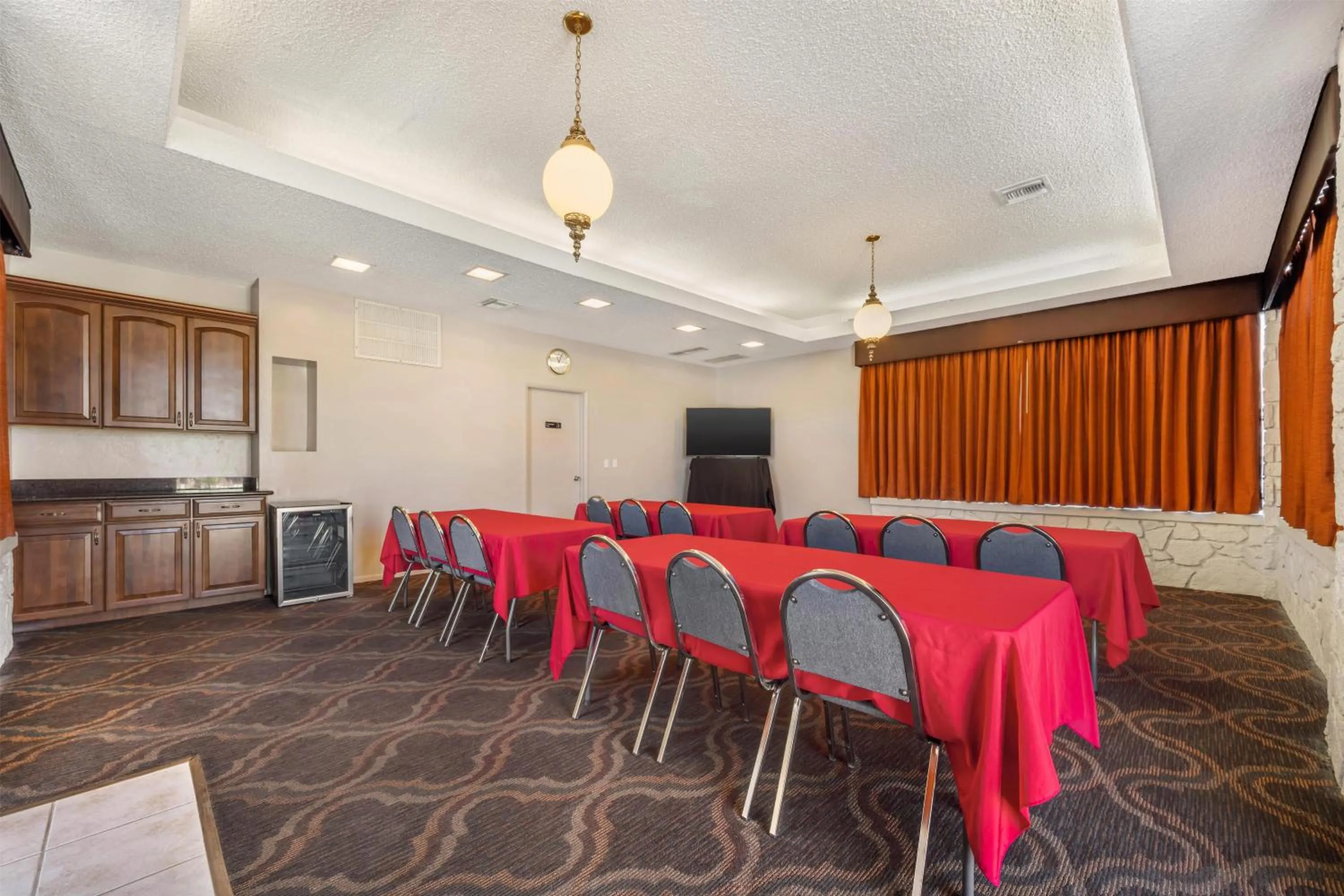 Meeting/conference room in Best Western Plus King's Inn and Suites