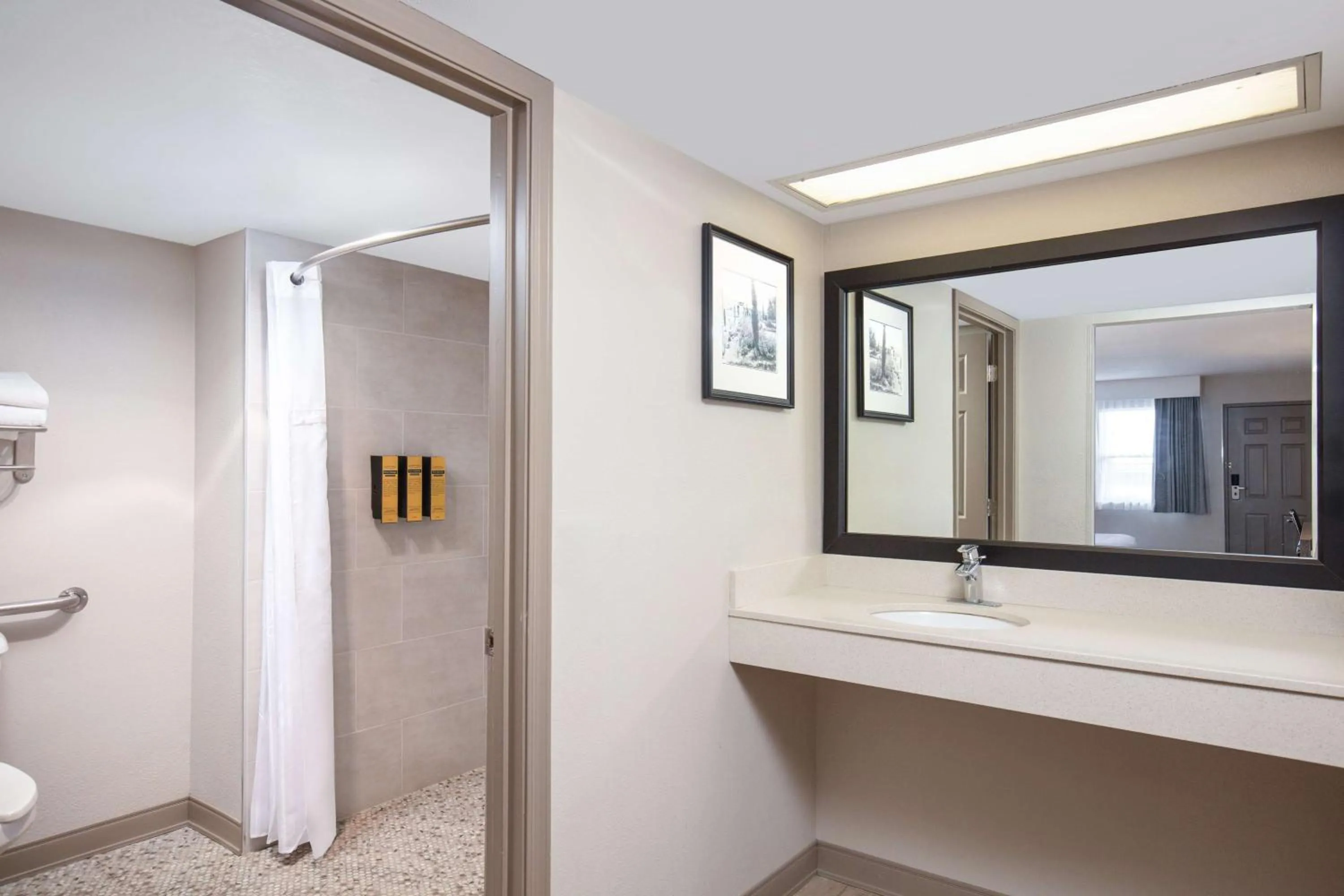 Bathroom in Best Western Plus King's Inn and Suites