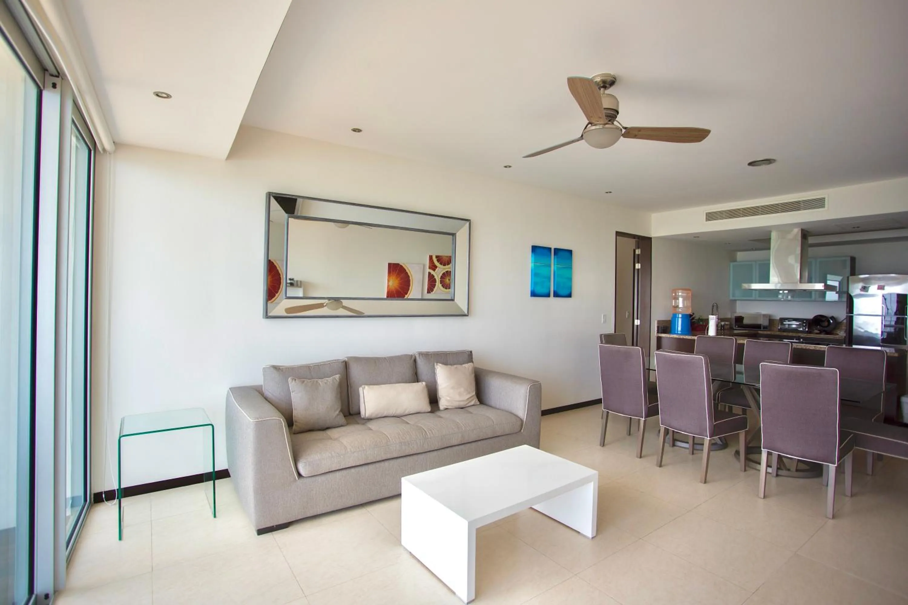 TV and multimedia in Apartment on the beach! Infinity pool