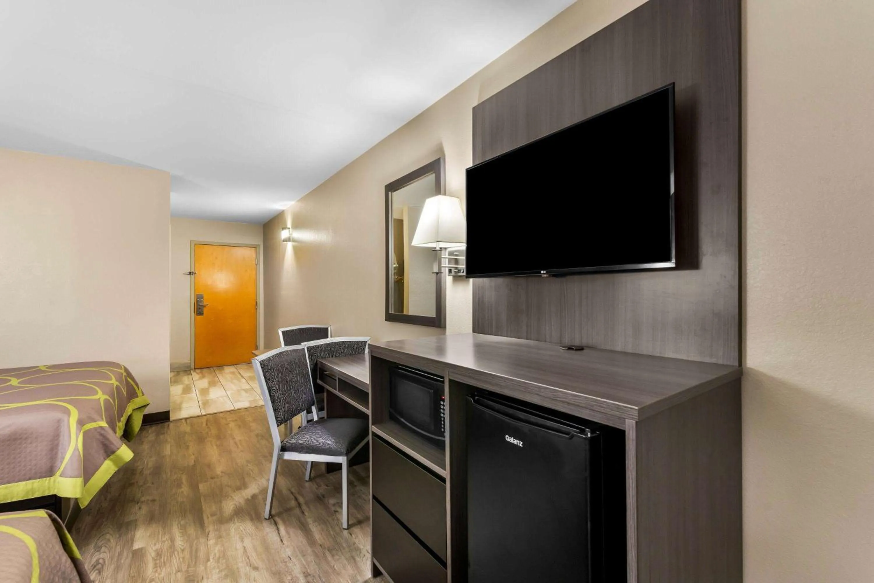 Bed in Super 8 by Wyndham Dickson