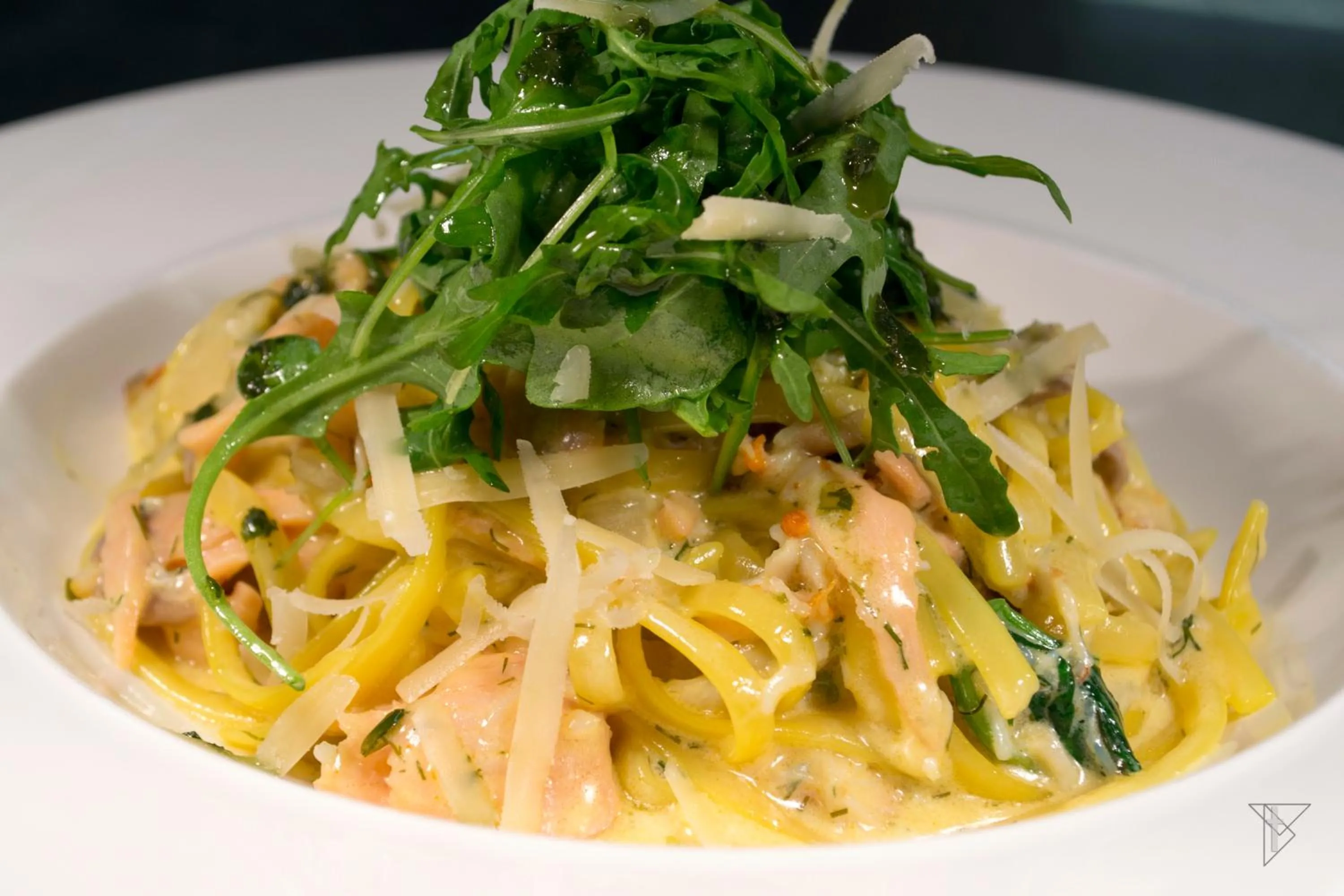 Restaurant/places to eat in The White Hart Hotel