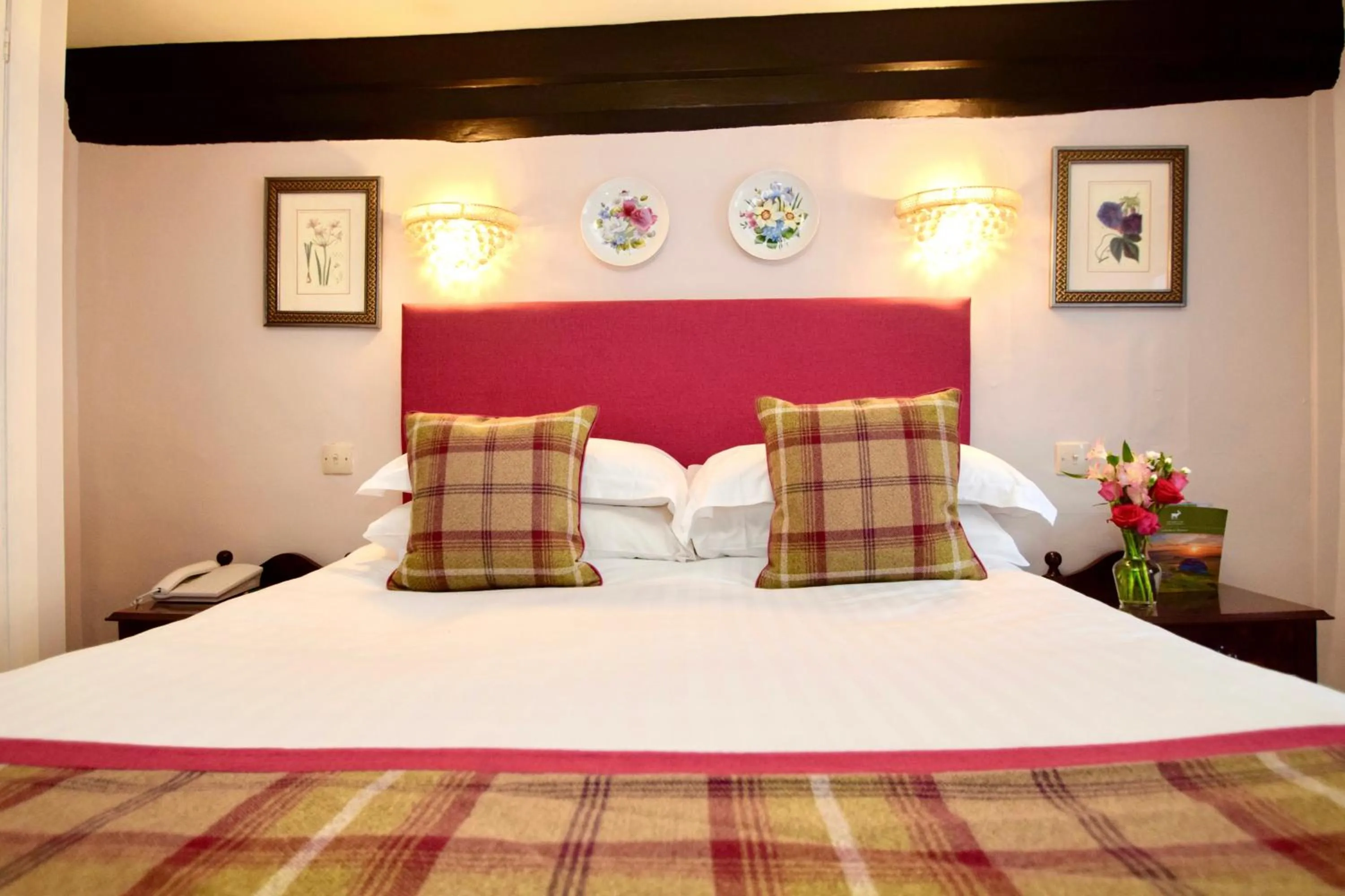 Bed in The White Hart Hotel