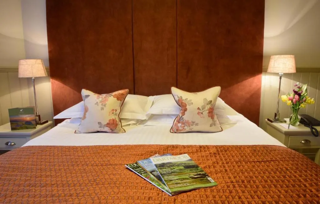 Bed in The White Hart Hotel