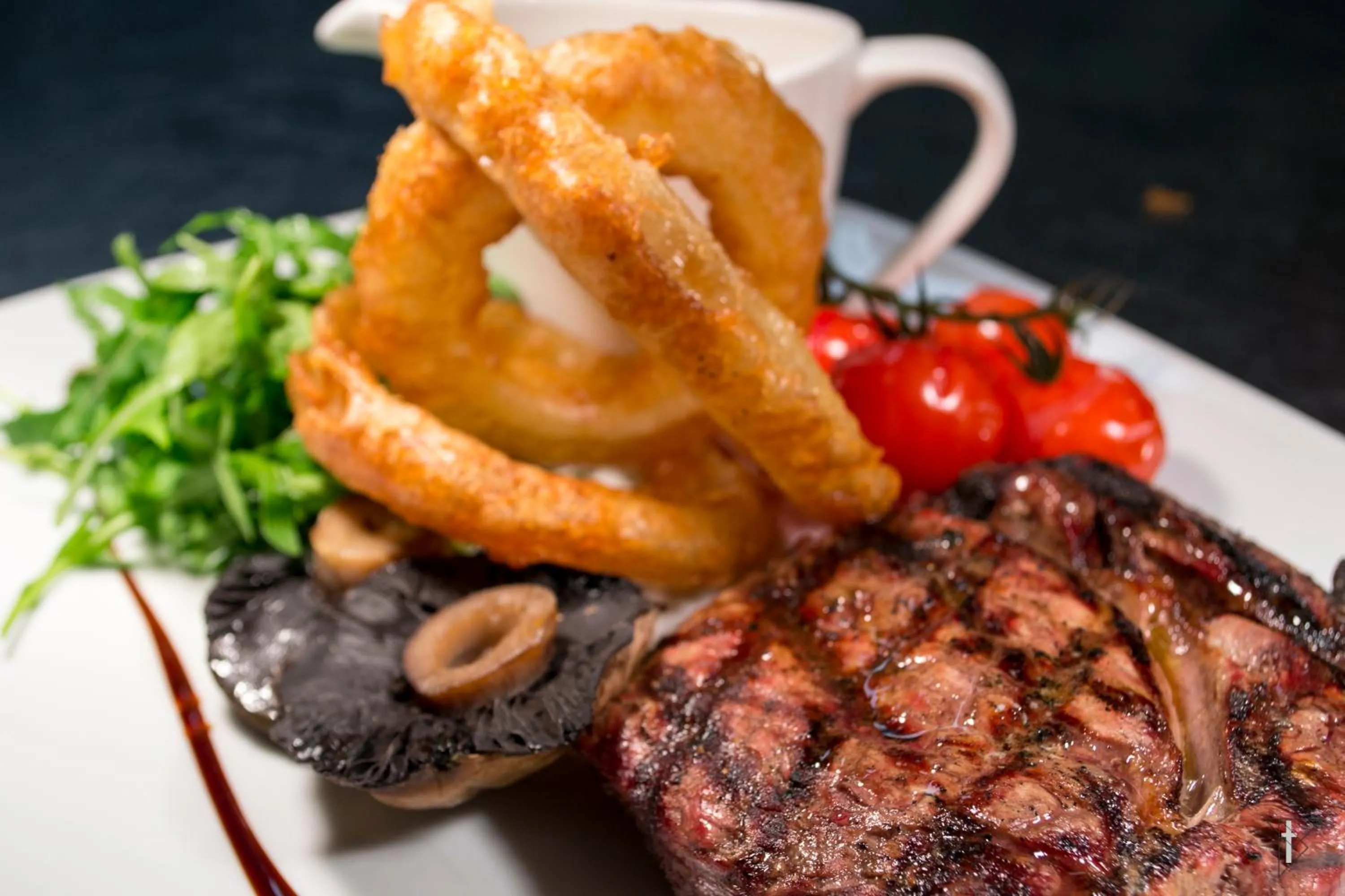 Restaurant/places to eat in The White Hart Hotel