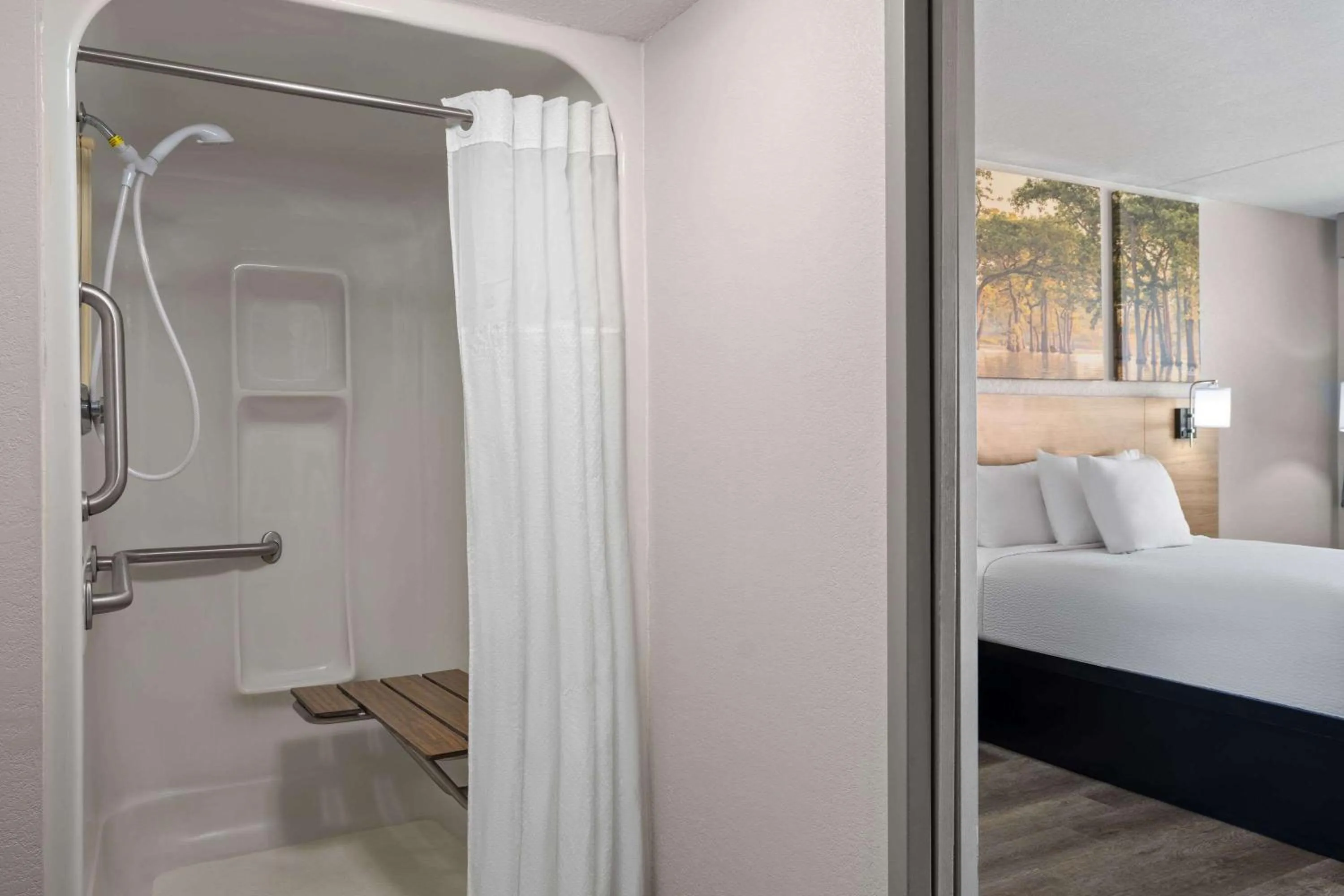 Shower, Bed in Days Inn by Wyndham Conway