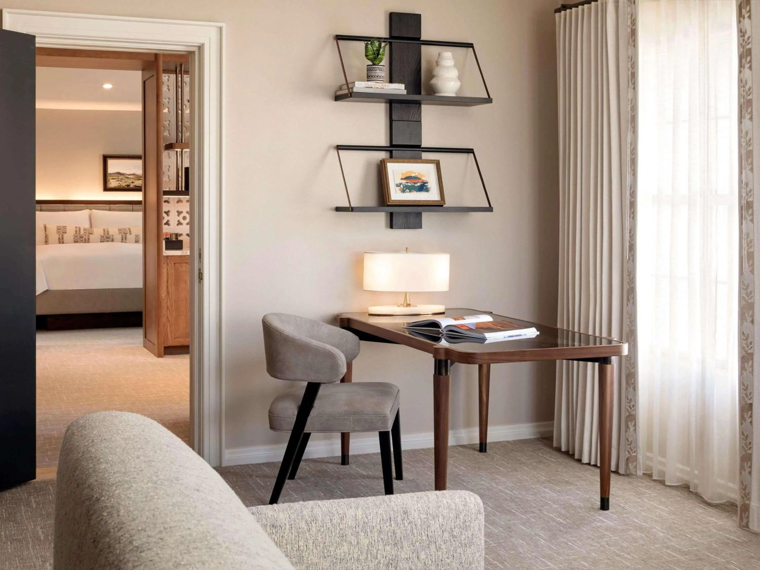 Bedroom, Bed in Fairmont Scottsdale Princess