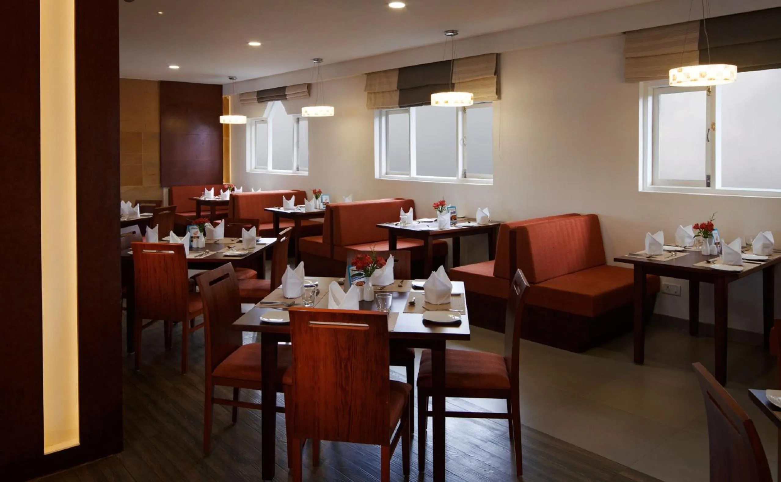 Restaurant/places to eat in Sterling Ooty Elk Hill