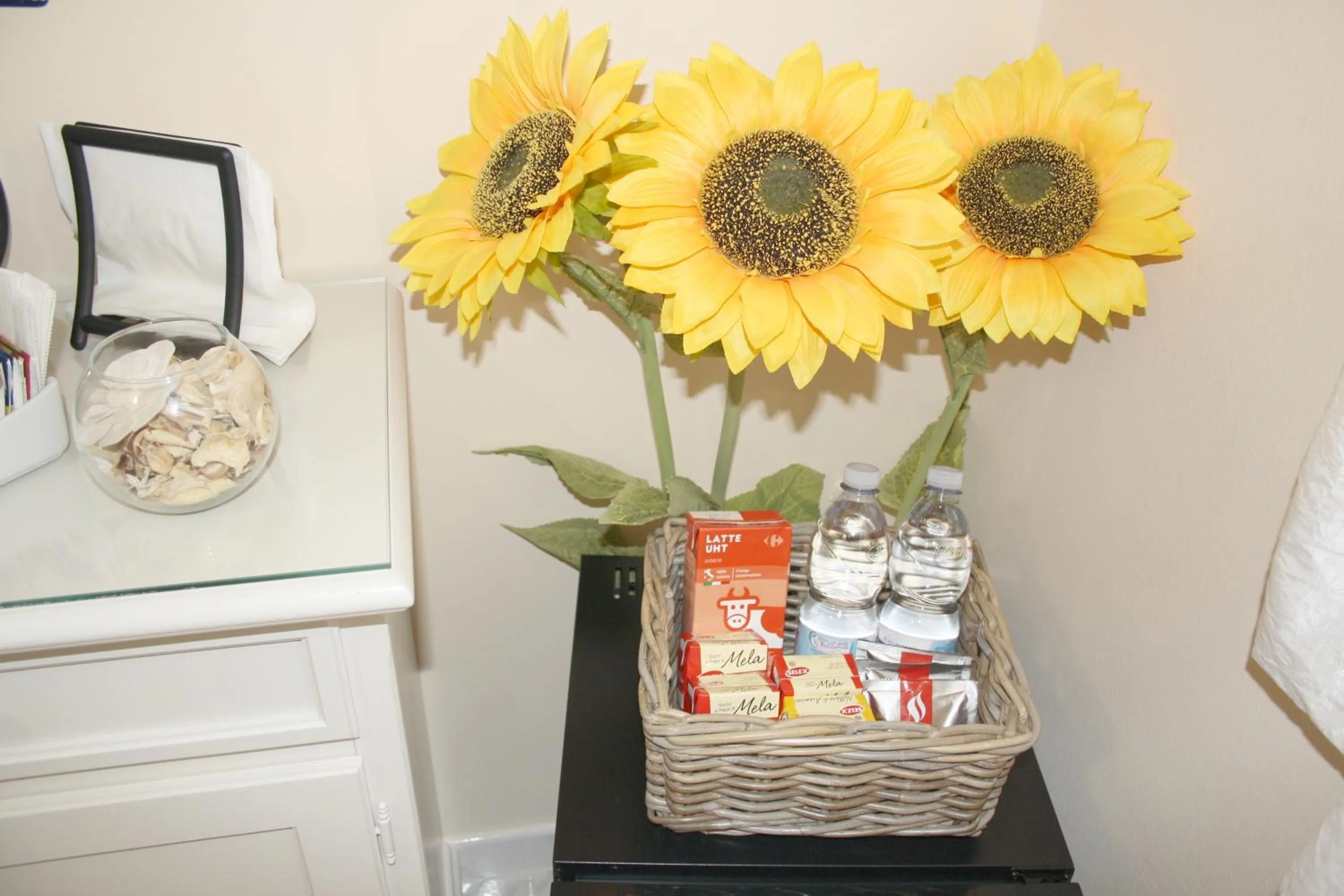 Living room in City life Pompeii