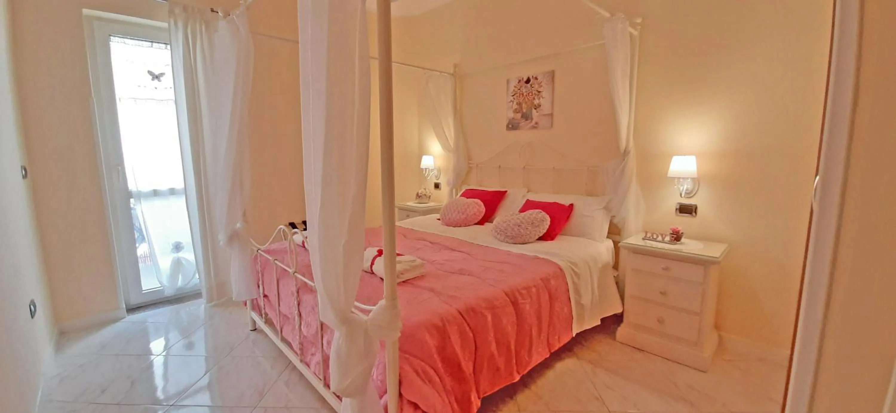 Bed in City life Pompeii