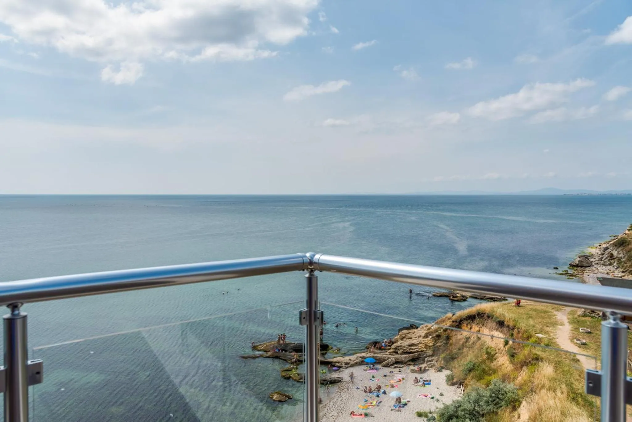 Sea view in Apartcomplex Golden Bay