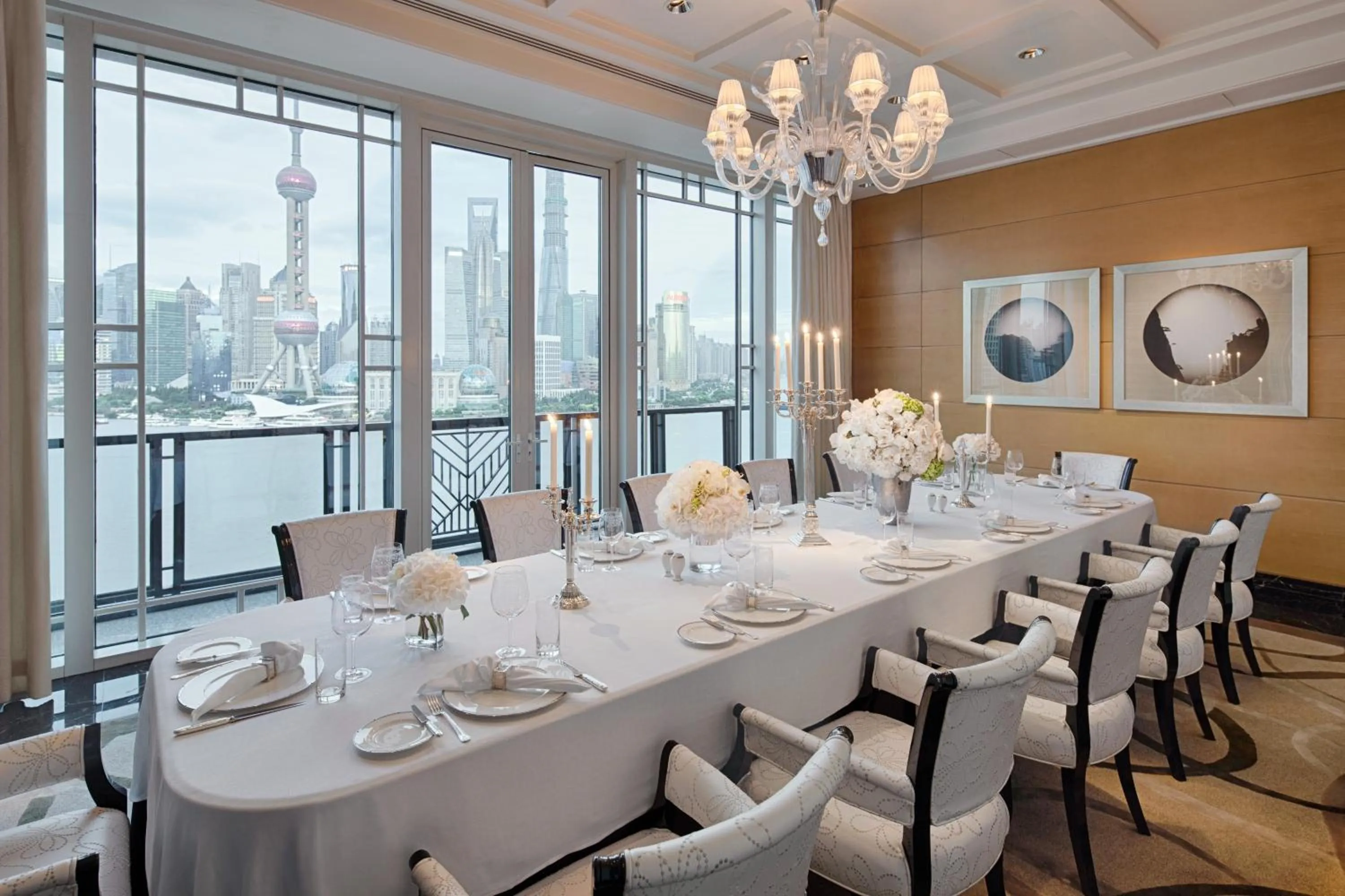 Restaurant/places to eat in The Peninsula Shanghai