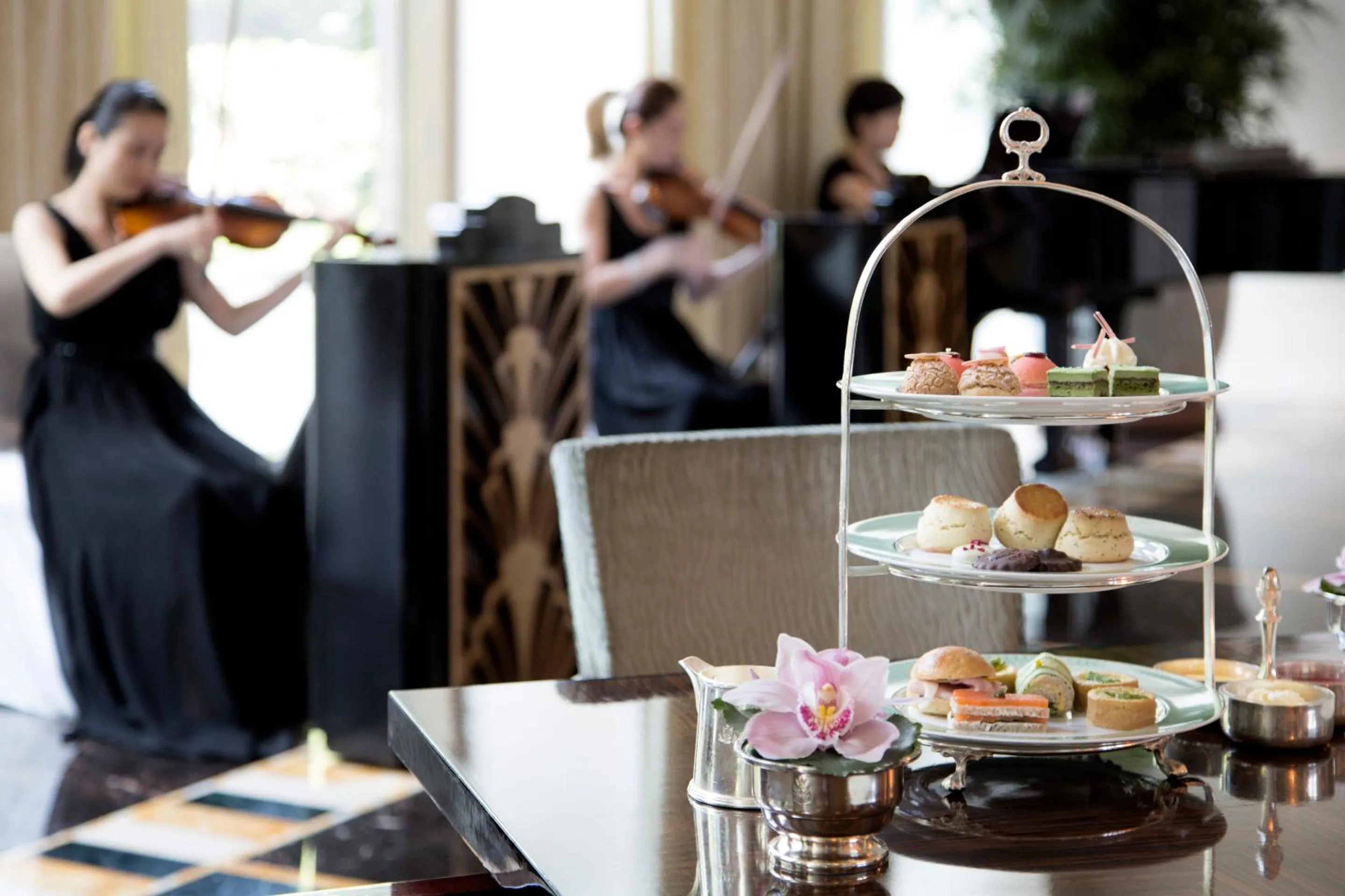 Restaurant/places to eat in The Peninsula Shanghai