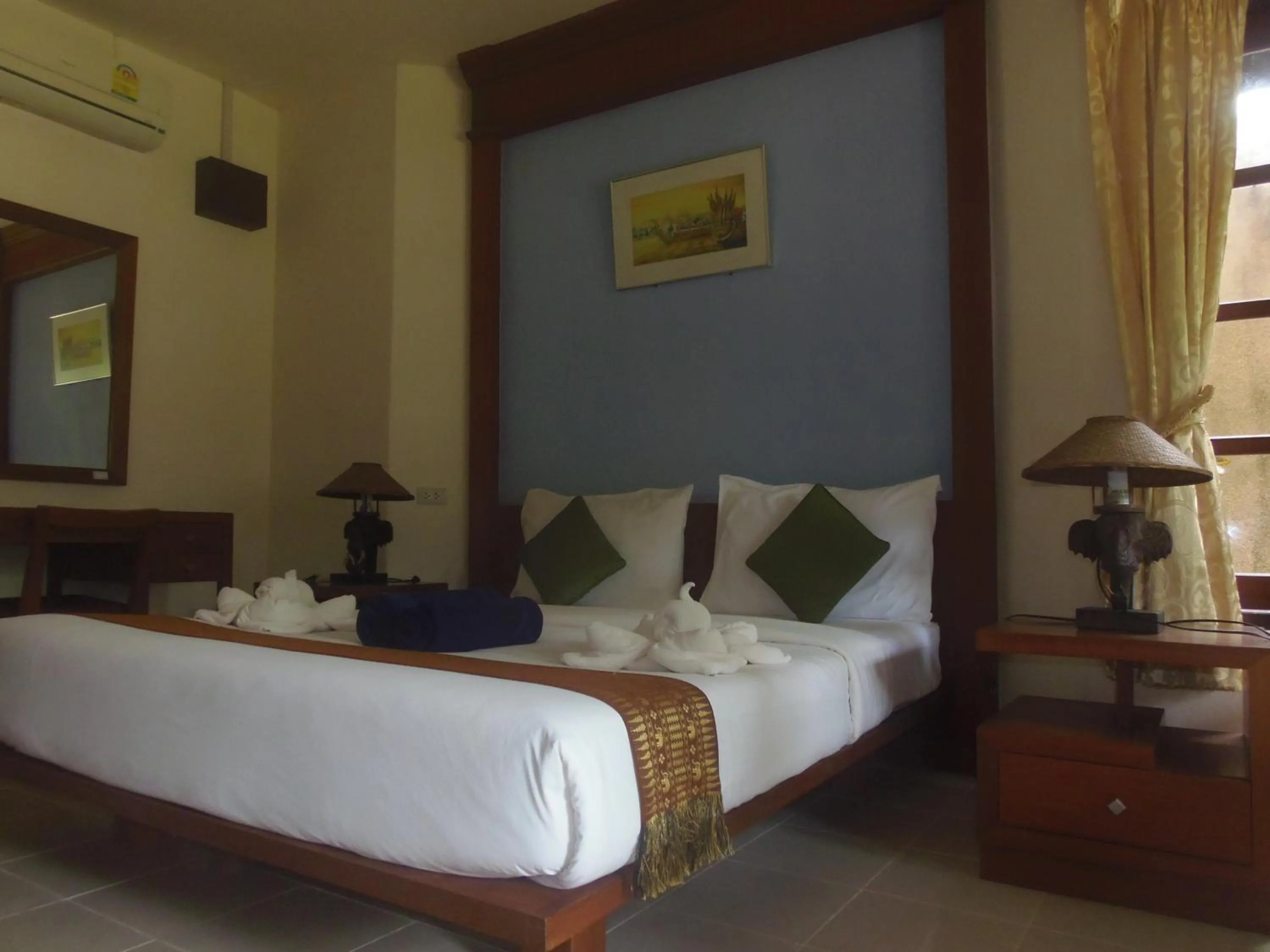 Bed in Sea Sand Sun Resort, Lanta Island