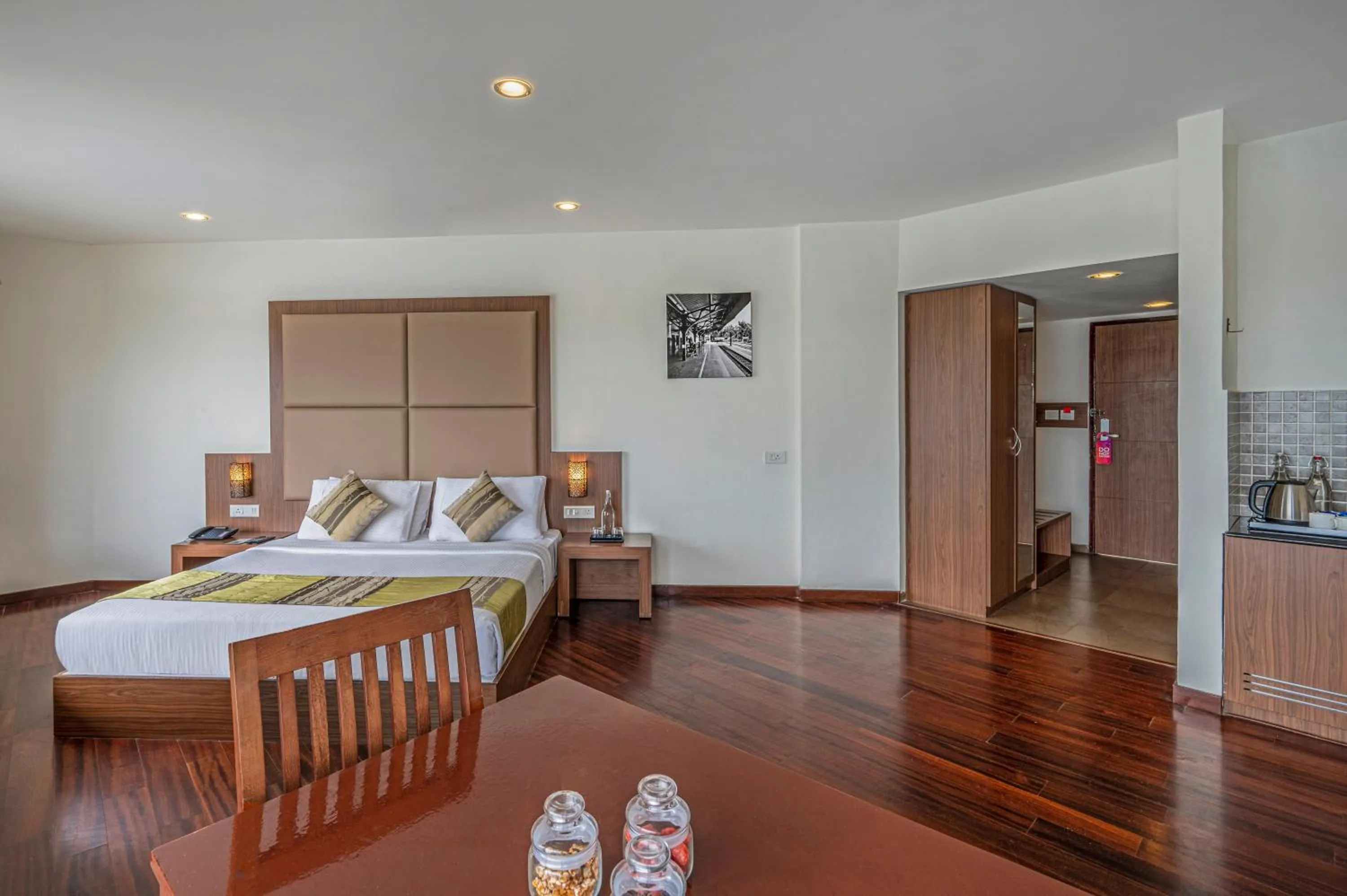 Guests, Bed in Sterling Ooty Fern Hill