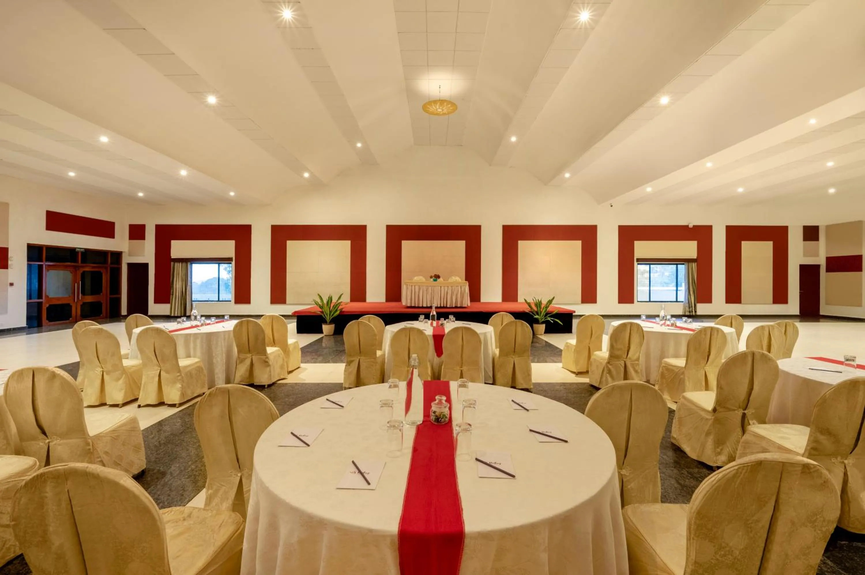 Meeting/conference room in Sterling Ooty Fern Hill