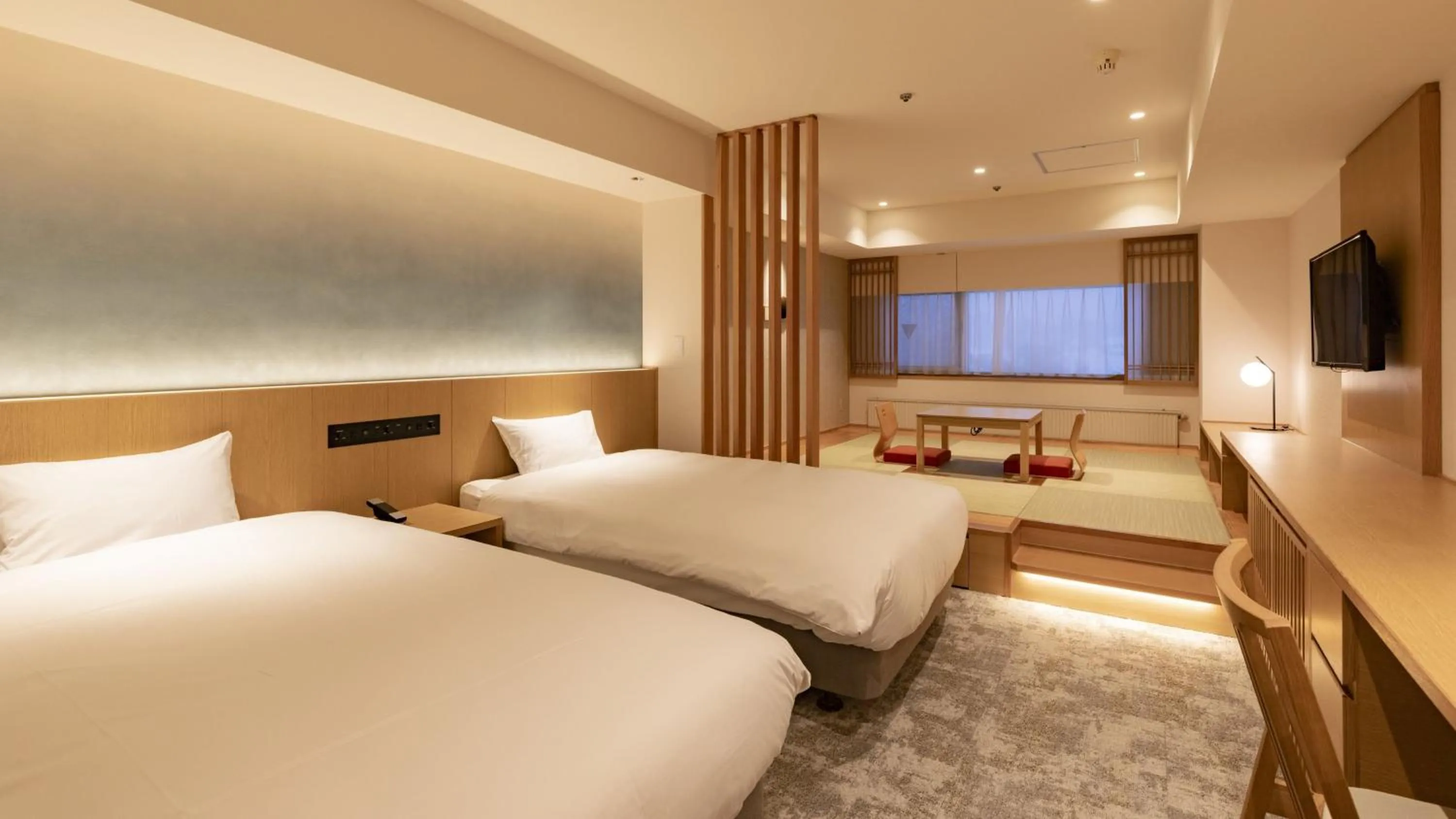 Photo of the whole room, Bed in ANA Crowne Plaza Resort Appi Kogen by IHG