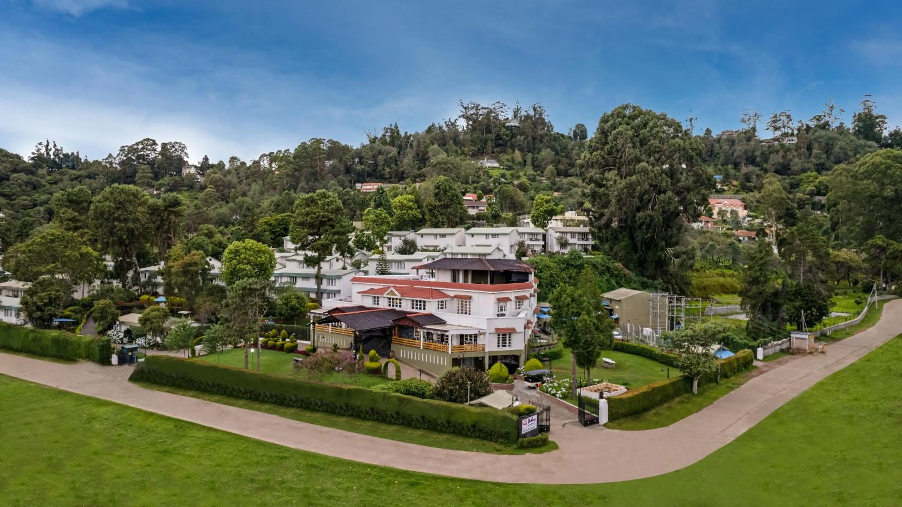 Bird's eye view in Sterling Kodai Lake
