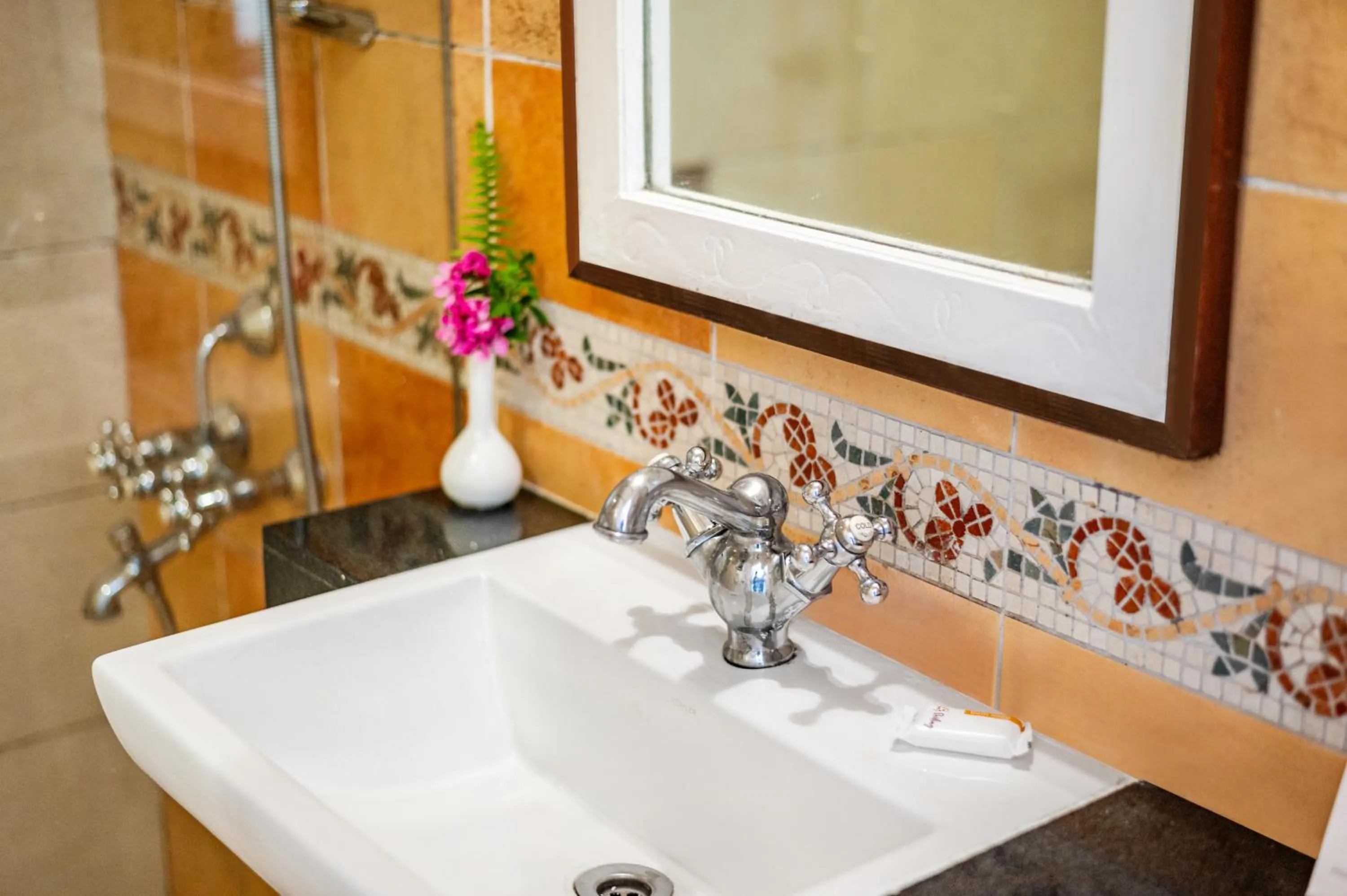 Bathroom in Sterling Kodai Lake