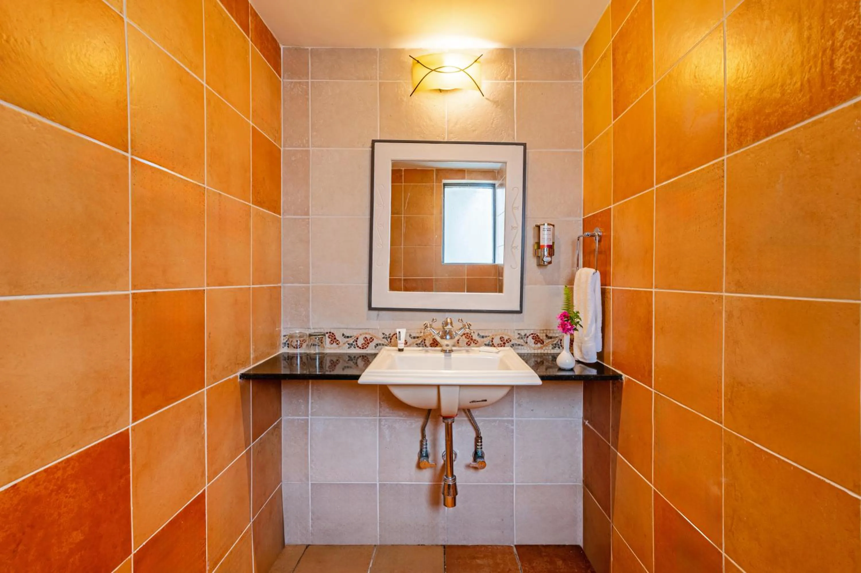 Bathroom in Sterling Kodai Lake