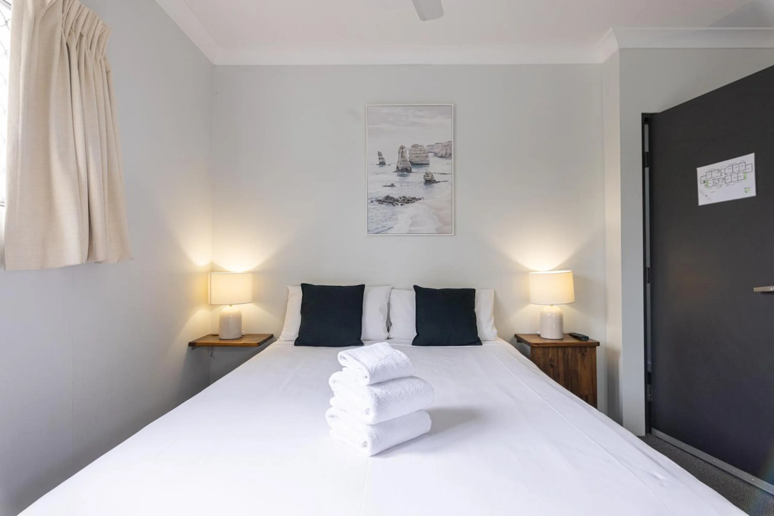 Bed in Herston Place Motel