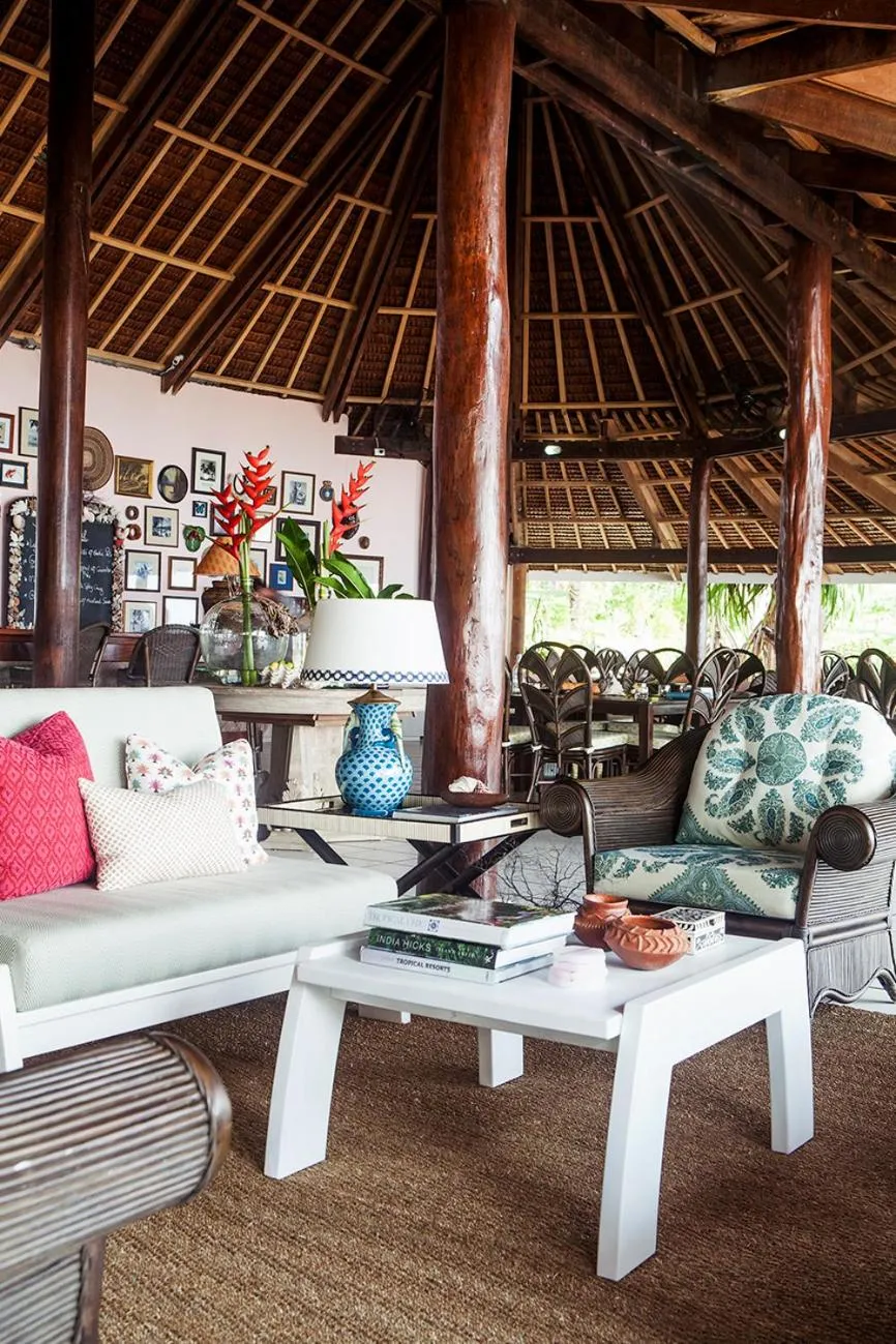 Communal lounge/ TV room in Aore Island Resort