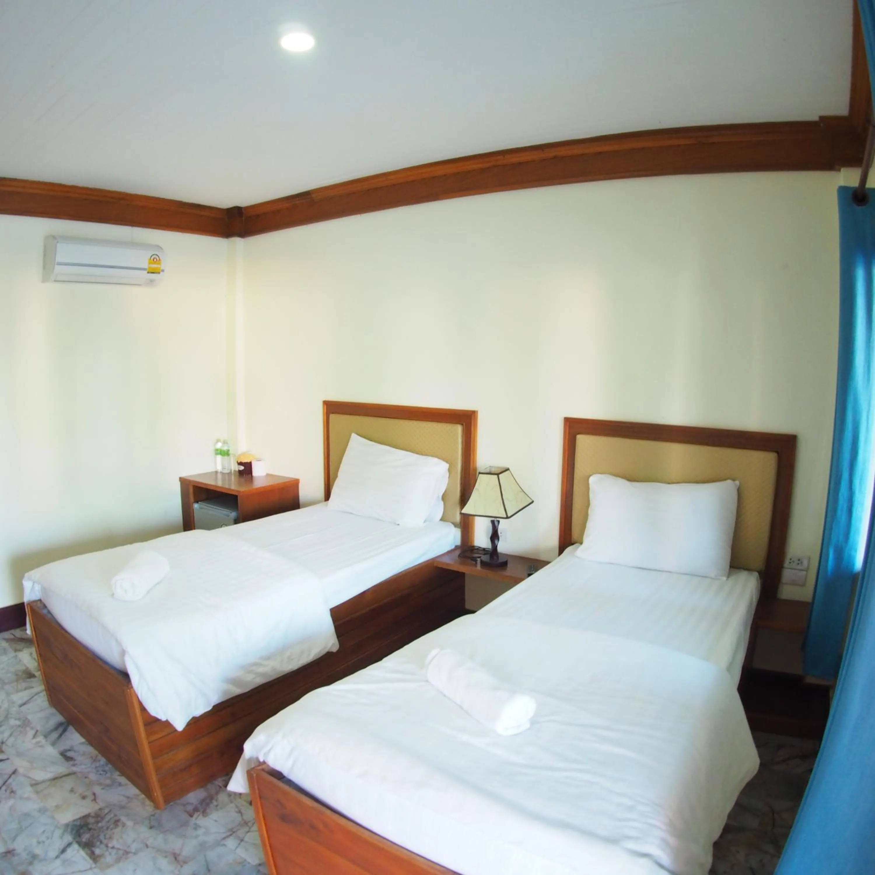 Bed in Needa Rock Resort