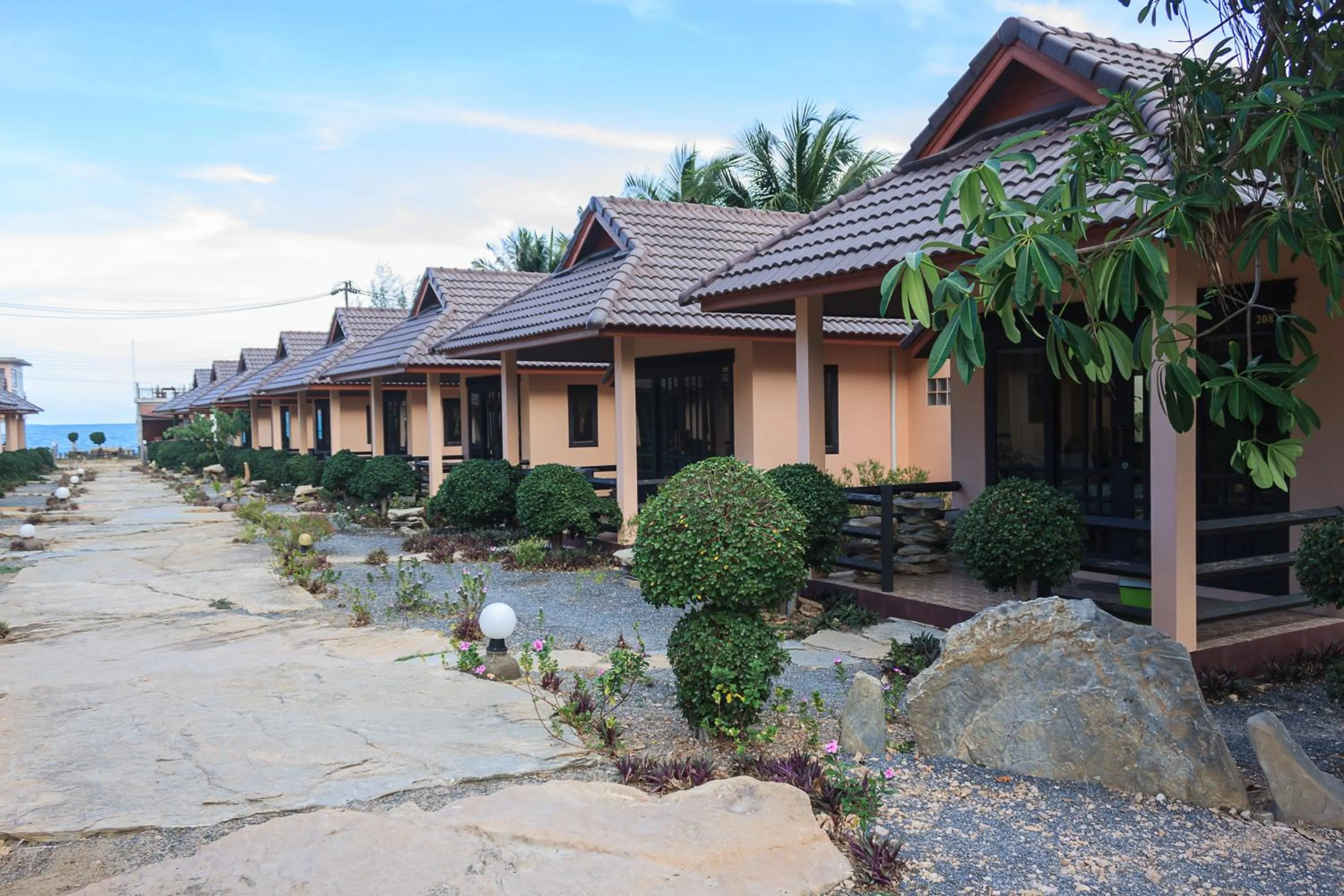 Facade/entrance in Needa Rock Resort