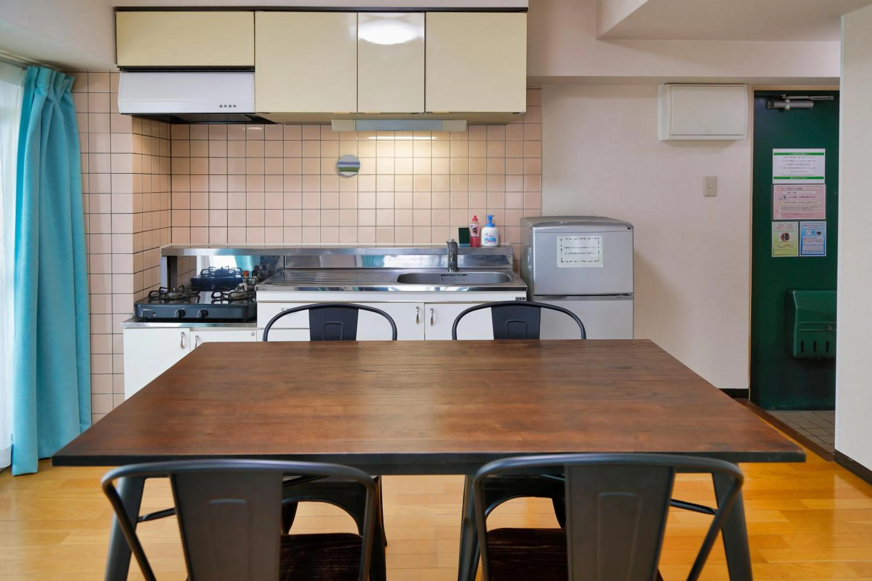 kitchen in ホテル西川口ウィークリー