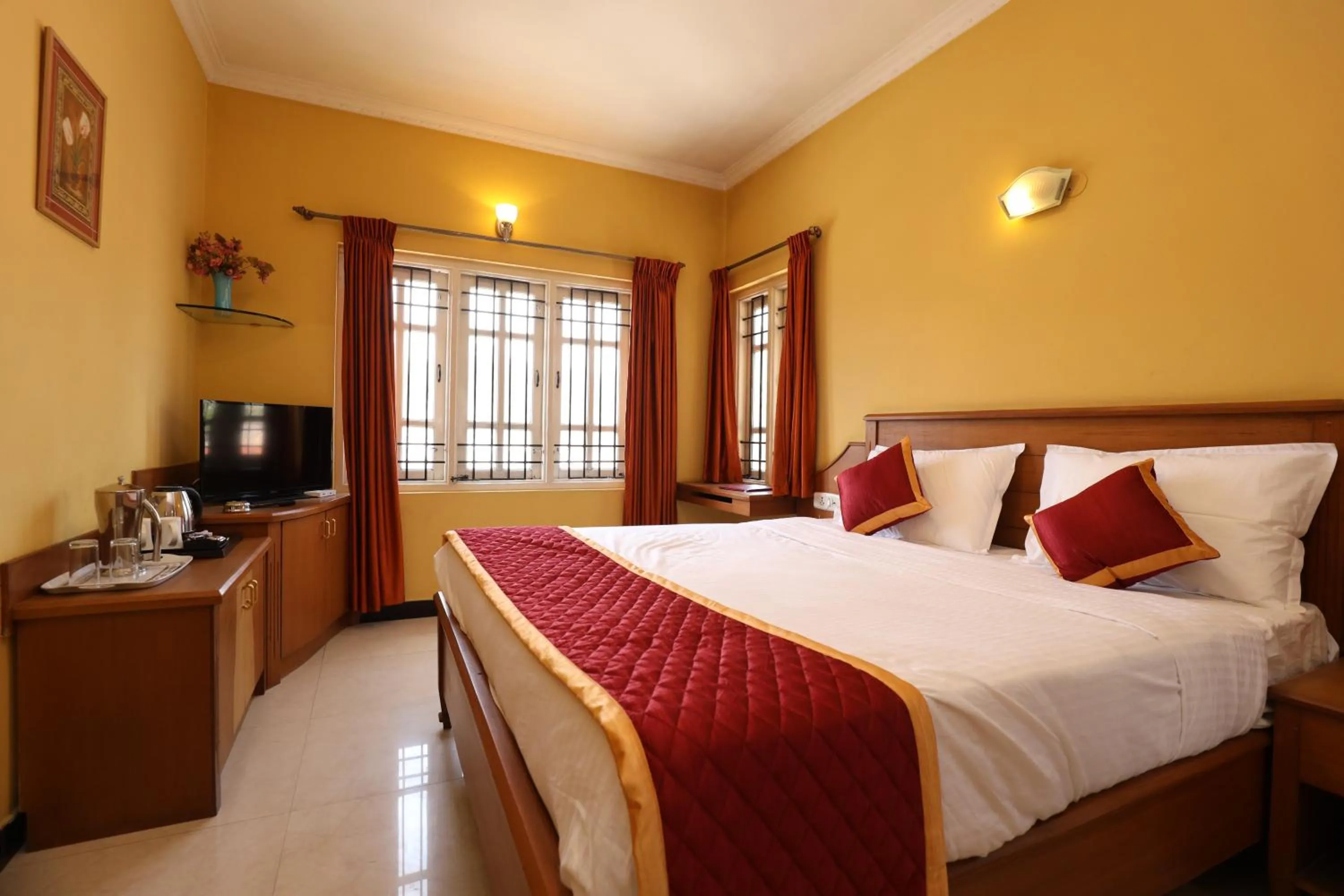 Bed in Hotel Silver Oak