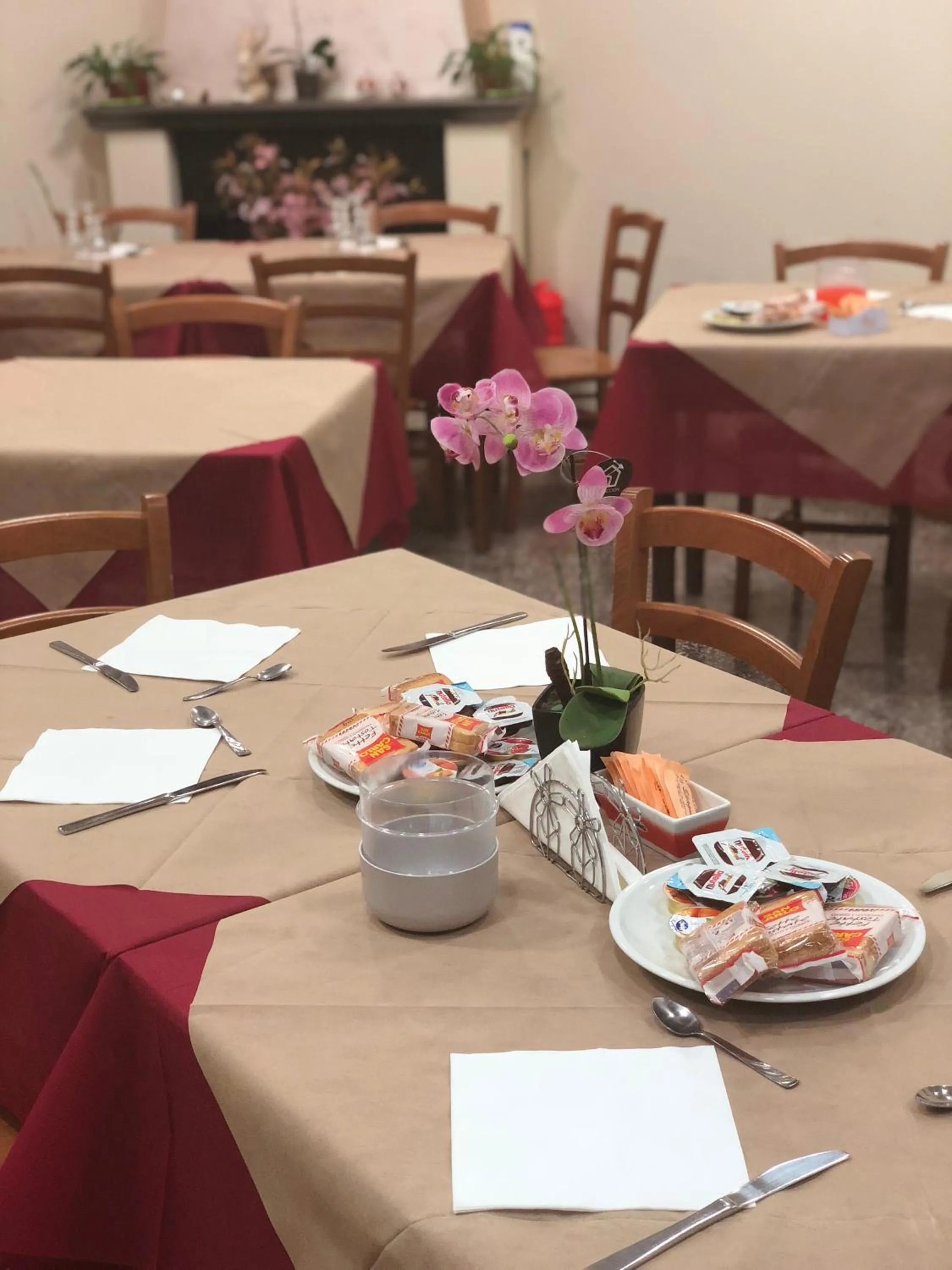 Restaurant/places to eat in La spagnola