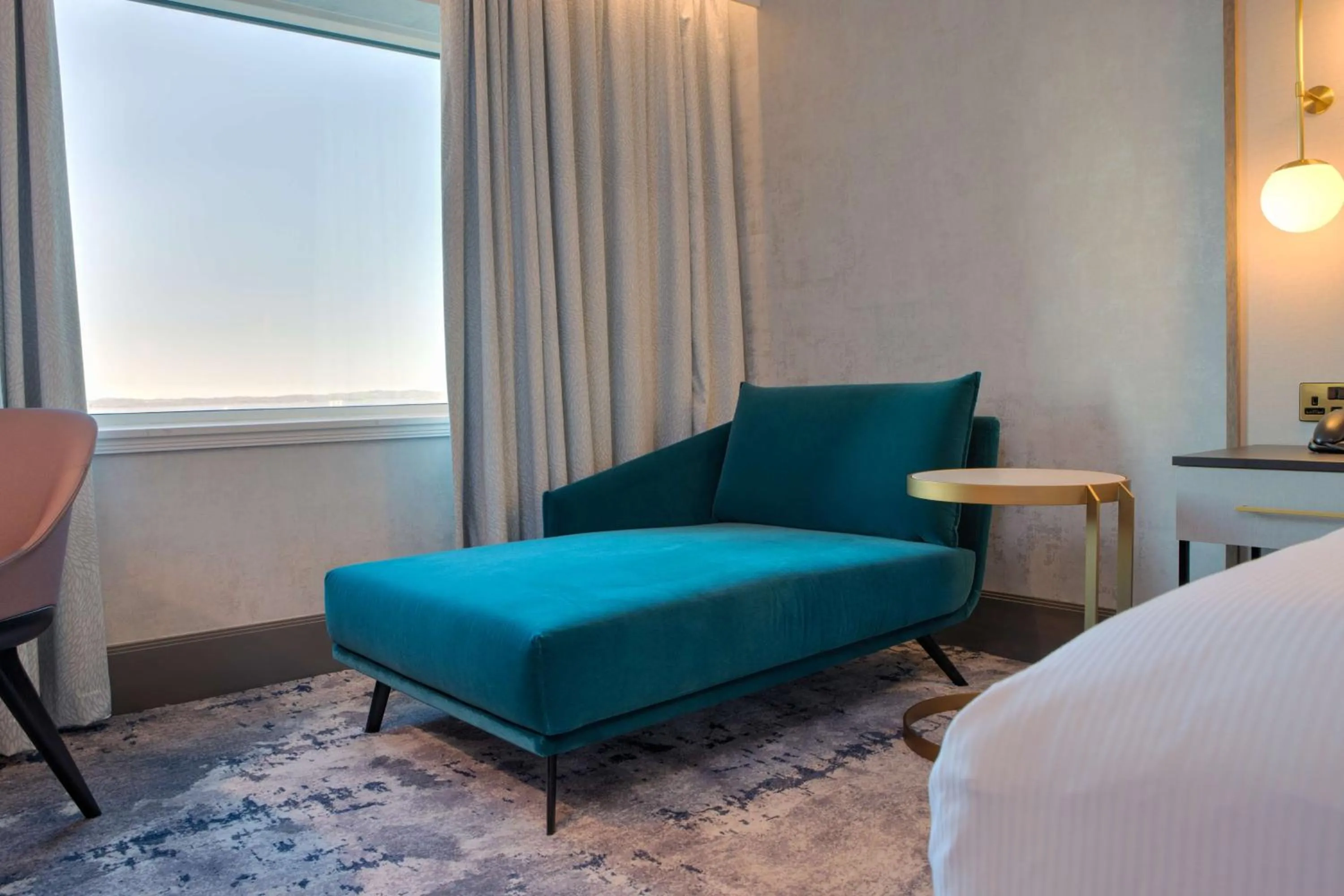 Coffee/tea facilities, Bed in Hilton Glasgow