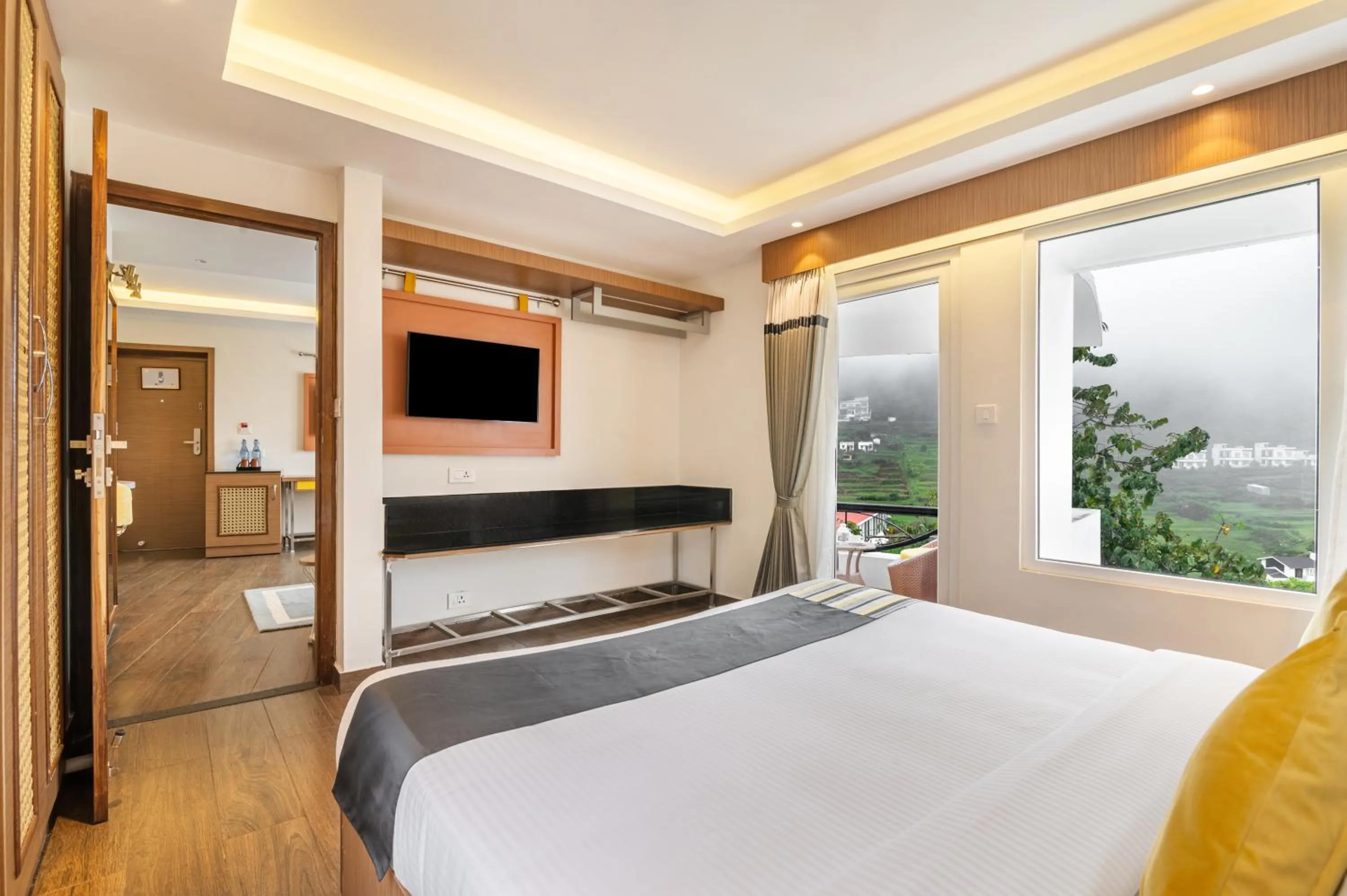 Bedroom, Bed in Sterling Kodai Valley