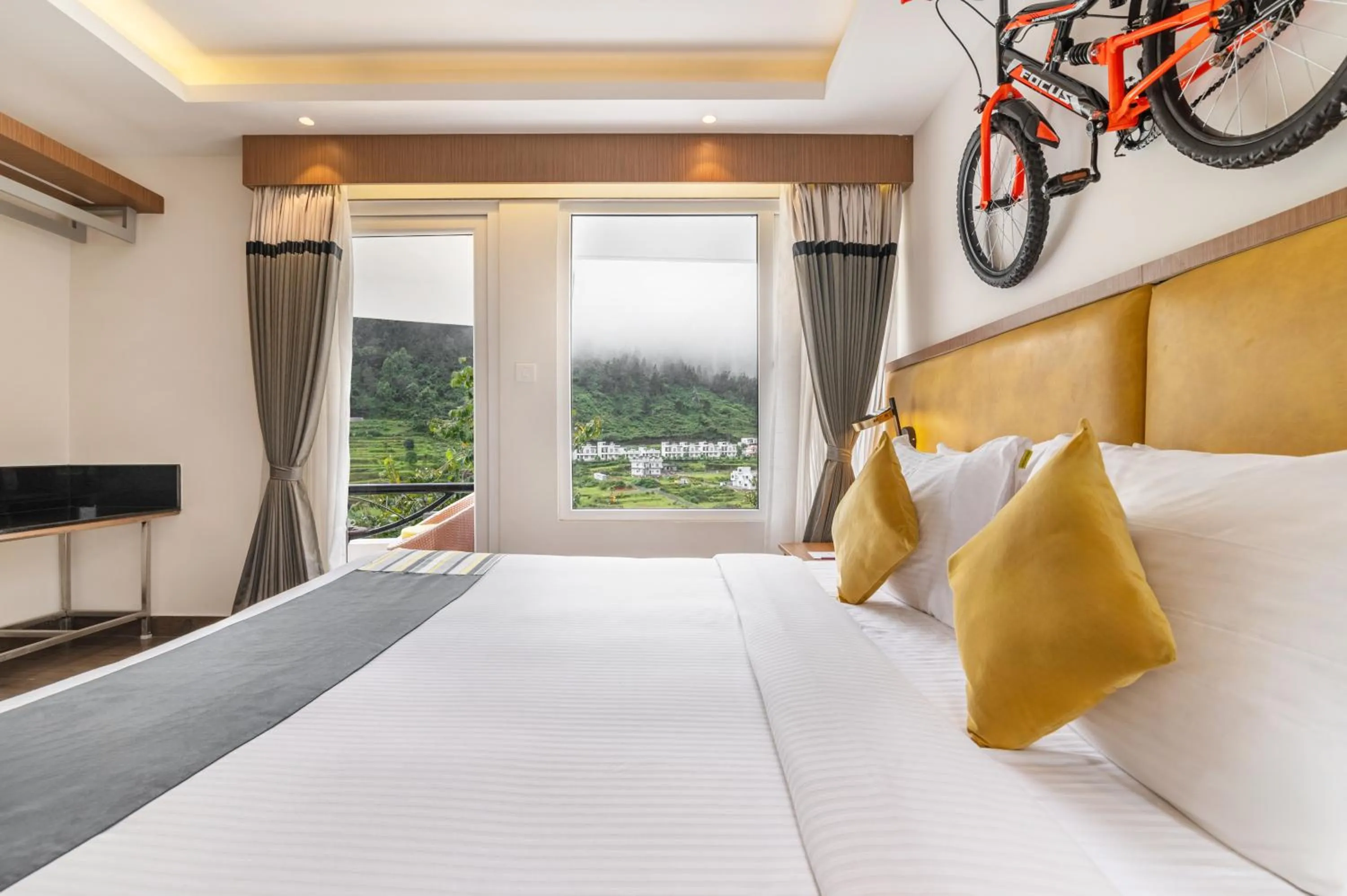 Bed in Sterling Kodai Valley